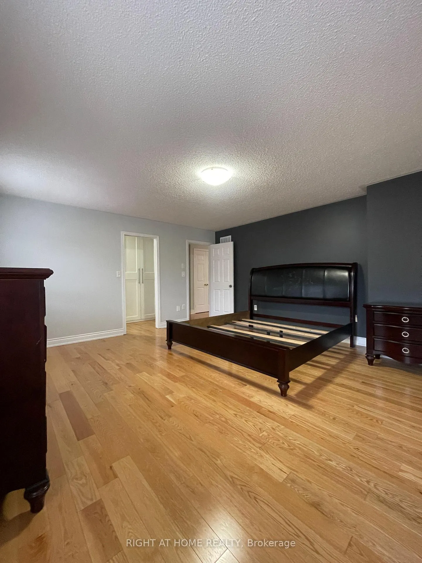 Photo 46 of 230 Fandango Drive, Brampton, Credit Valley — HOMEH