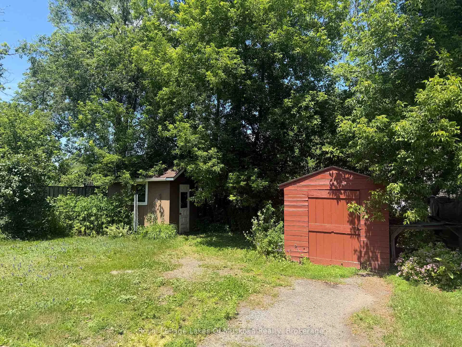 Photo 11 of 190 Ecclestone Drive, Bracebridge, Monck (Bracebridge) — HOMEH