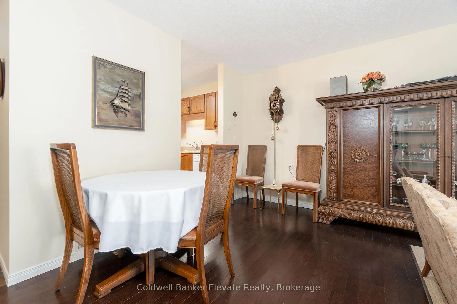 Photo 19 of Unit 42, 2705 Kingsway Drive, Kitchener — HOMEH