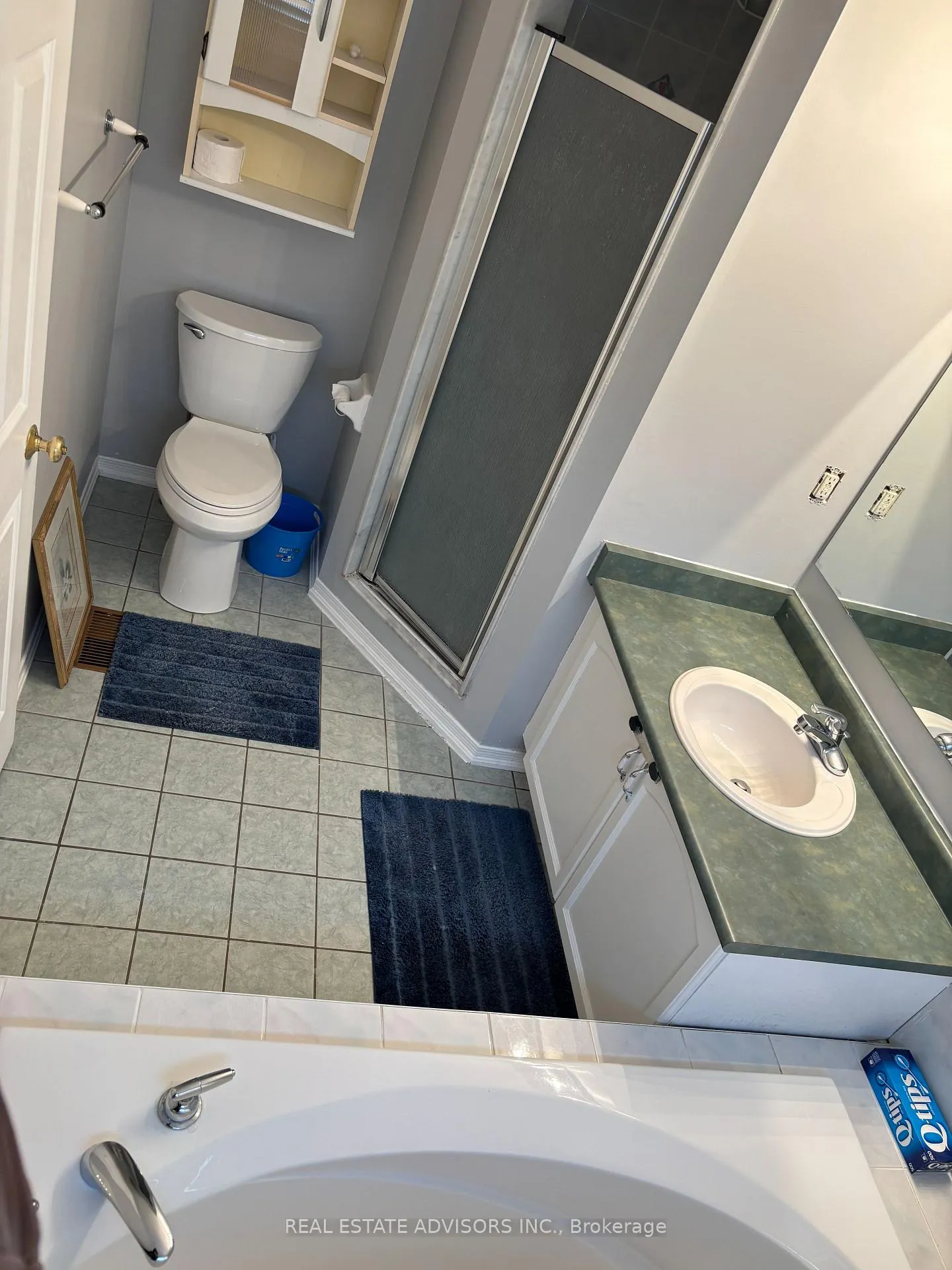 Photo 10 of 15 Queen Anne Drive, Brampton, Fletcher's Meadow — HOMEH