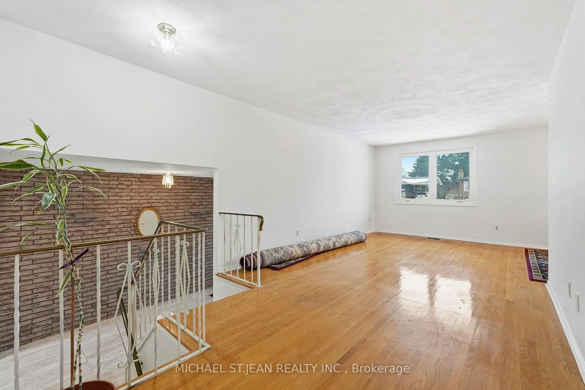 Photo 7 of 11 Glenmurray Court, Hamilton, Red Hill — HOMEH