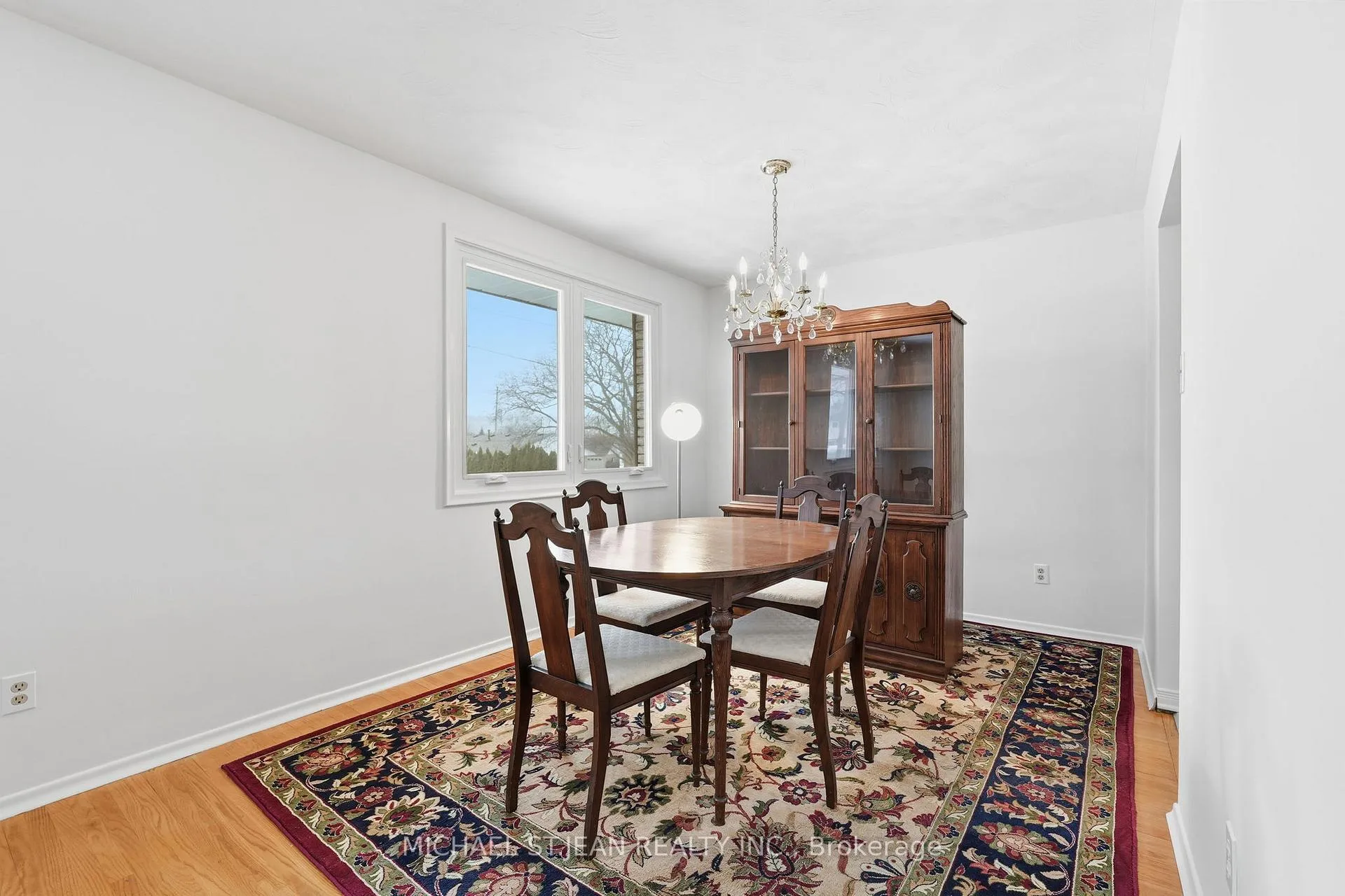 Photo 10 of 11 Glenmurray Court, Hamilton, Red Hill — HOMEH
