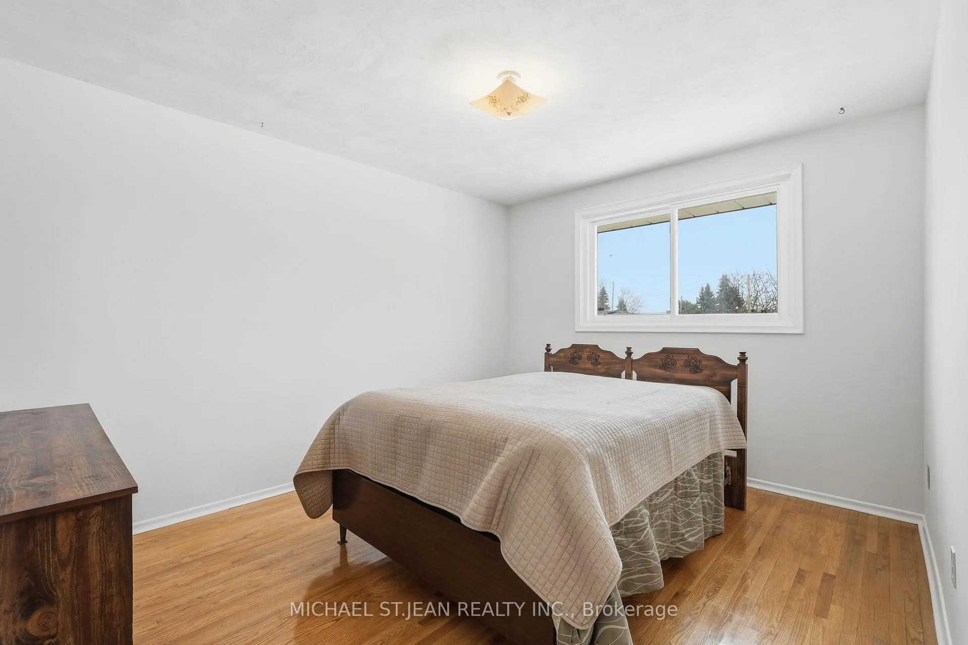 Photo 17 of 11 Glenmurray Court, Hamilton, Red Hill — HOMEH
