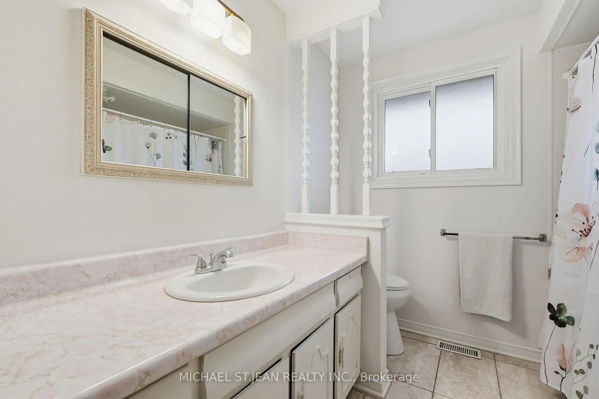 Photo 23 of 11 Glenmurray Court, Hamilton, Red Hill — HOMEH