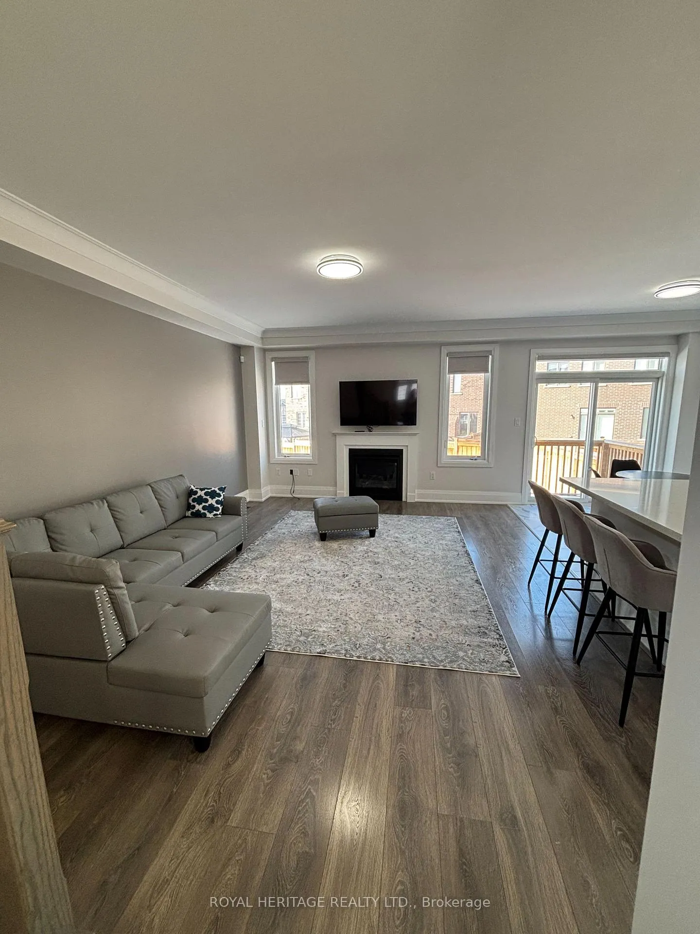 Photo 8 of 65 Conarty Crescent E, Whitby, Rural Whitby — HOMEH