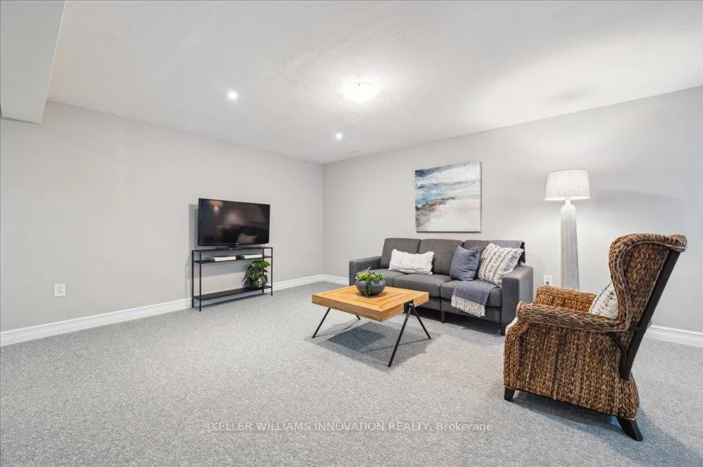 Photo 21 of 28 Bur Oak Drive, Woolwich — HOMEH