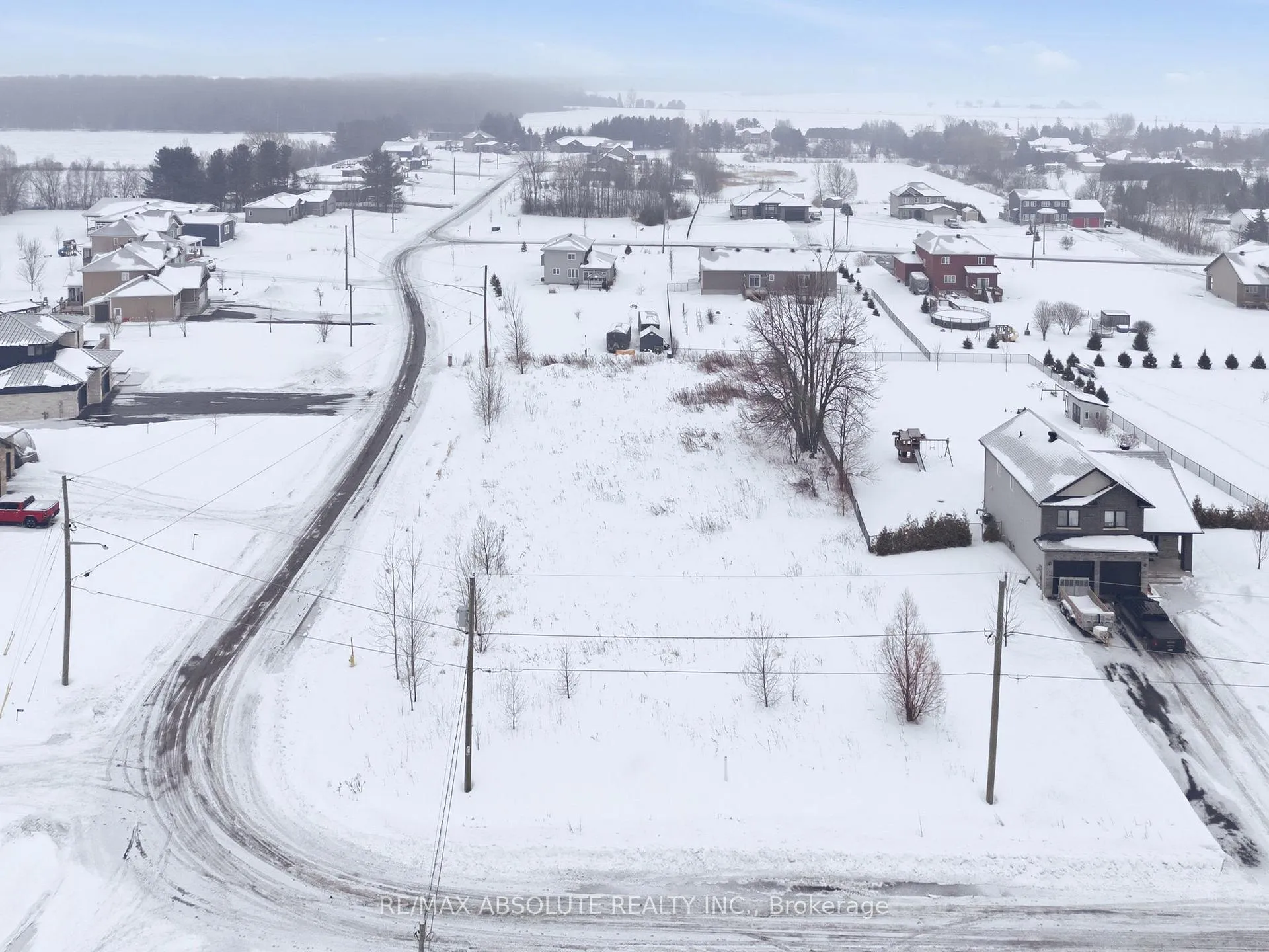 Photo 2 of 2110 Onyx Street, Ottawa, Vars Village — HOMEH