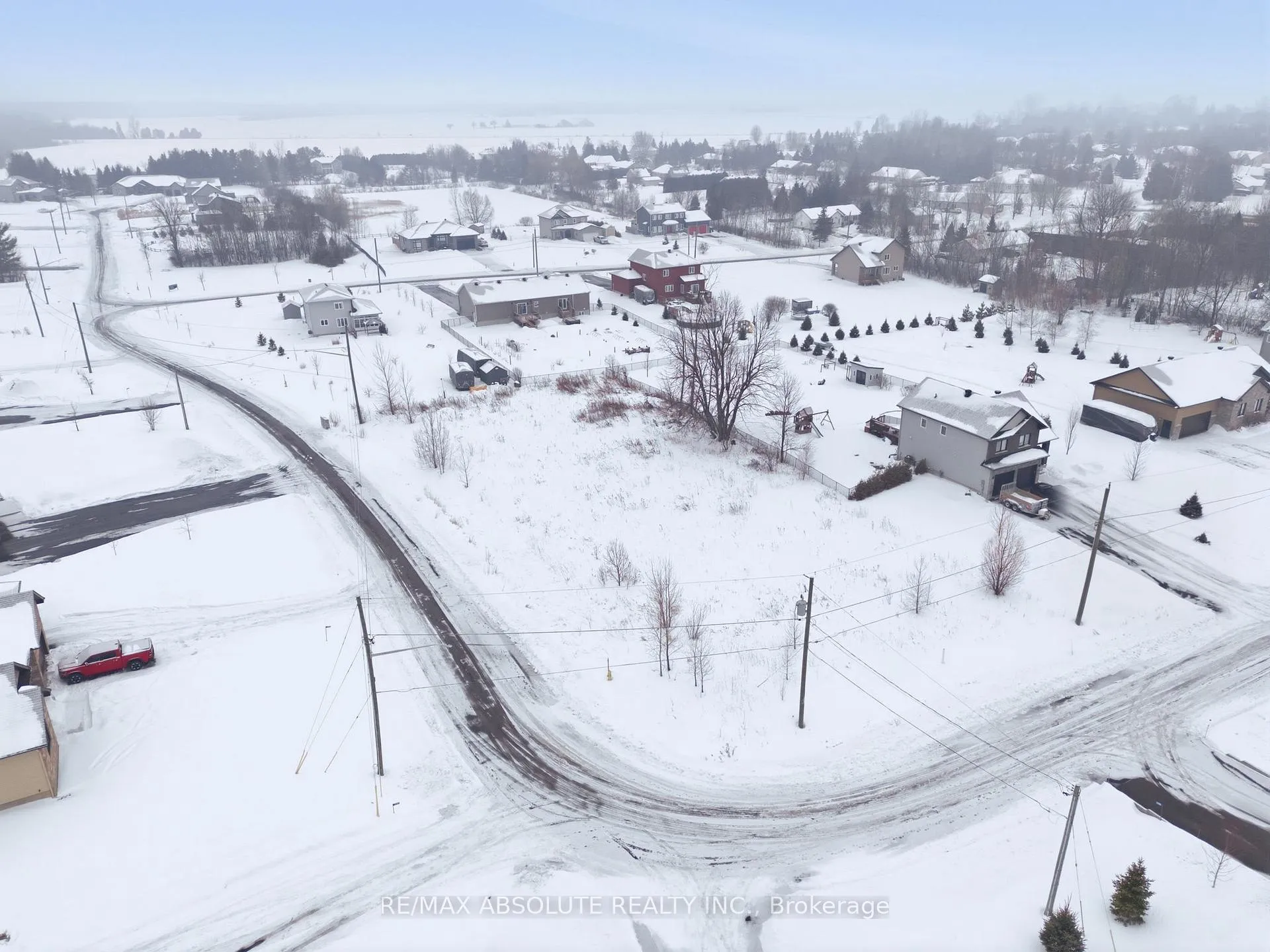 Photo 3 of 2110 Onyx Street, Ottawa, Vars Village — HOMEH