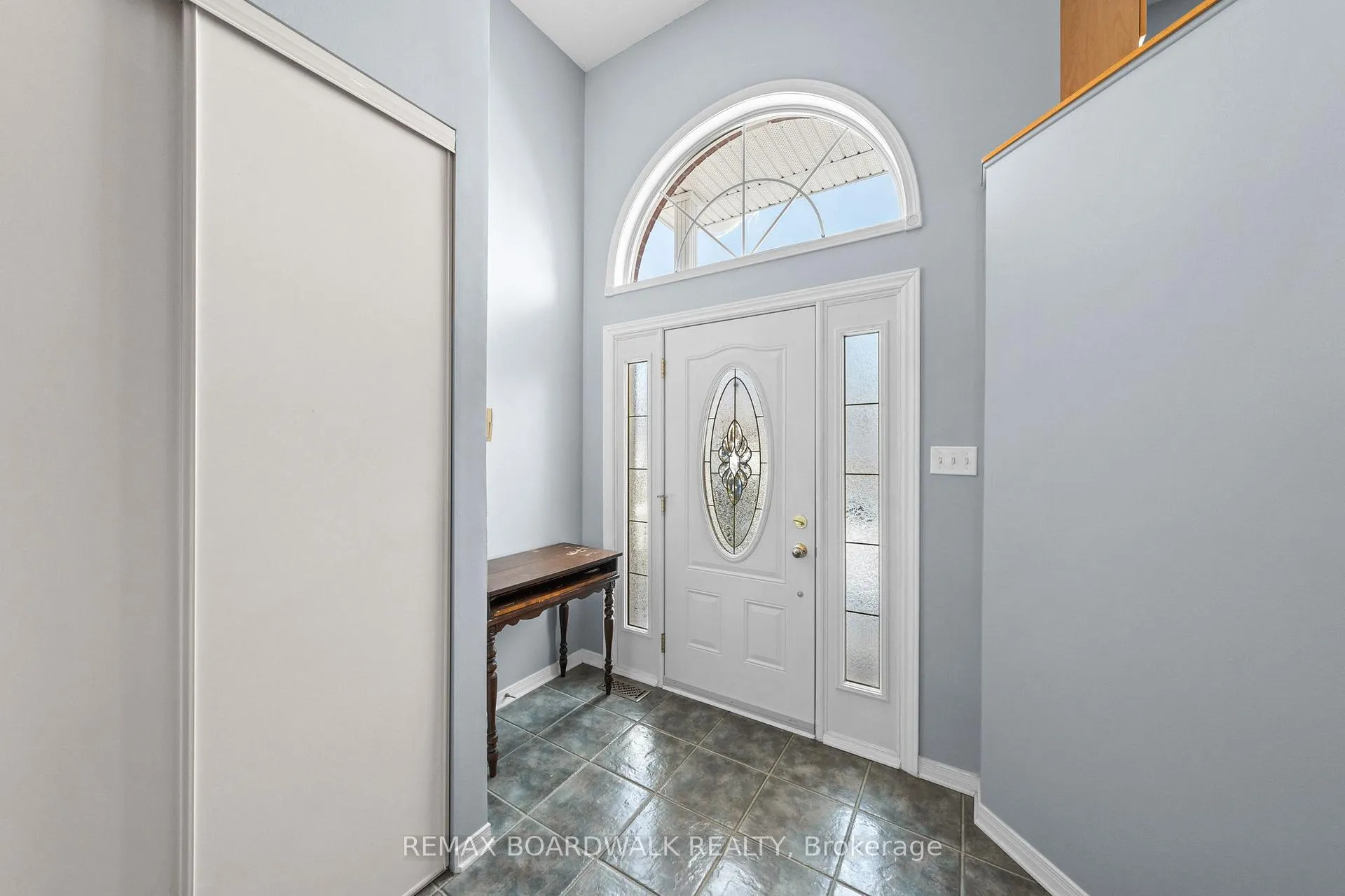 Photo 3 of 76 Boulder Way, Ottawa, Barrhaven - Longfields — HOMEH