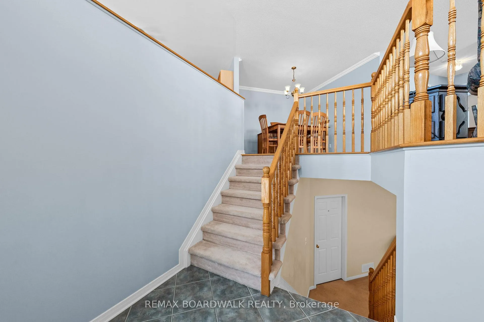 Photo 4 of 76 Boulder Way, Ottawa, Barrhaven - Longfields — HOMEH