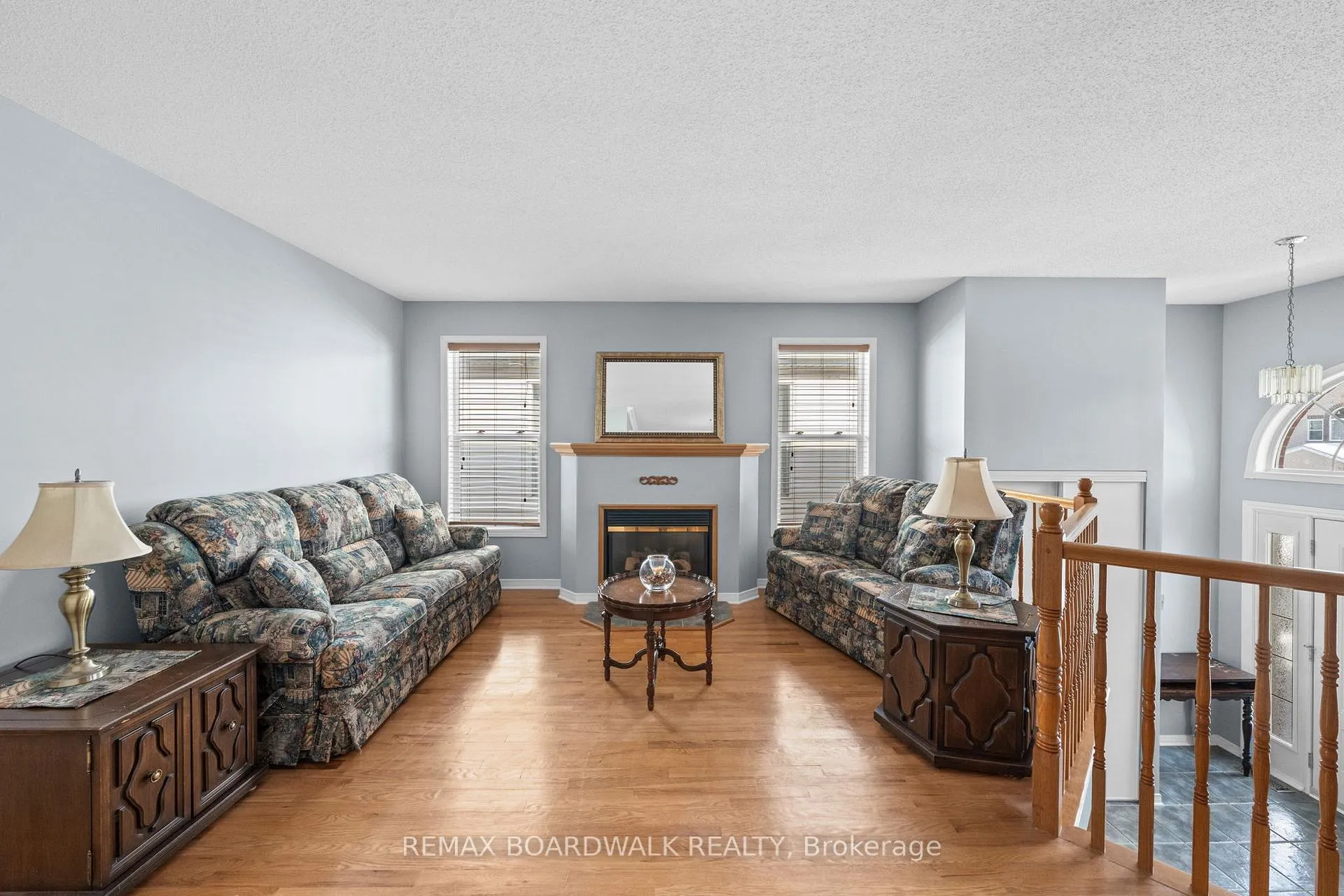 Photo 9 of 76 Boulder Way, Ottawa, Barrhaven - Longfields — HOMEH