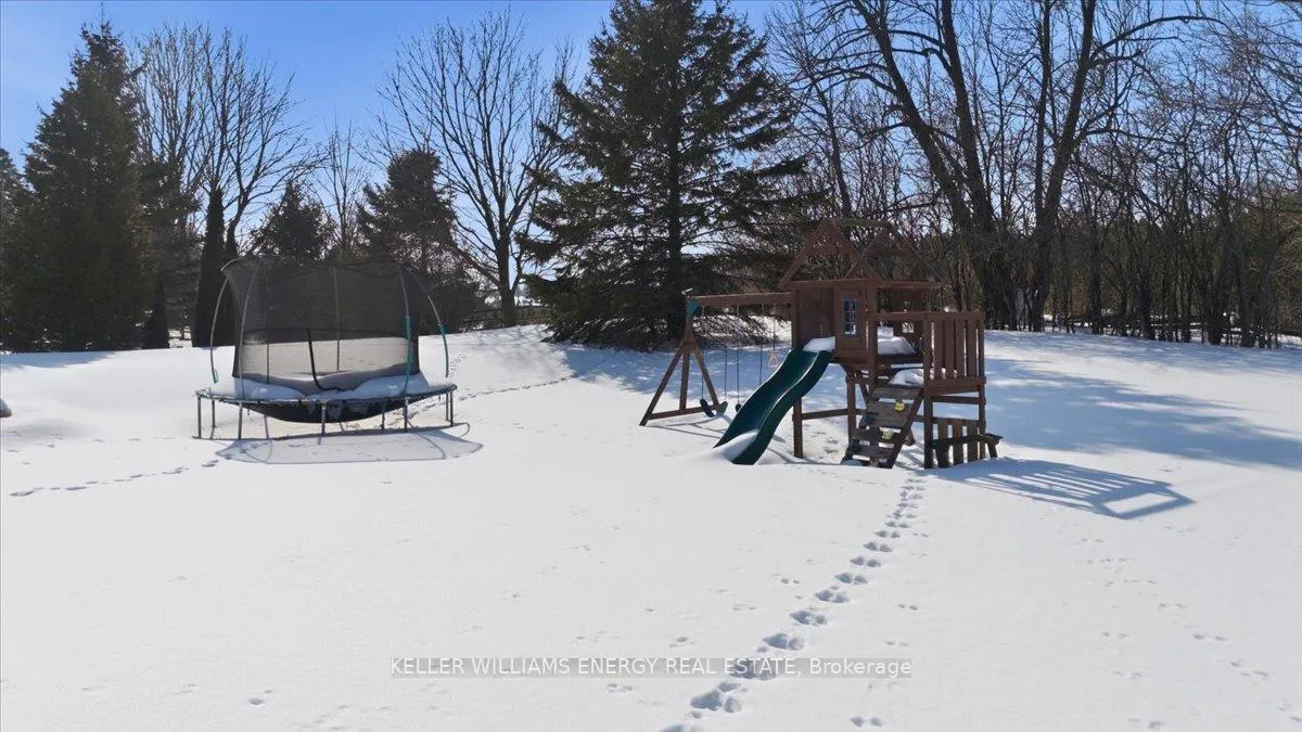 Photo 33 of 14 Christie Crescent, Scugog, Rural Scugog — HOMEH