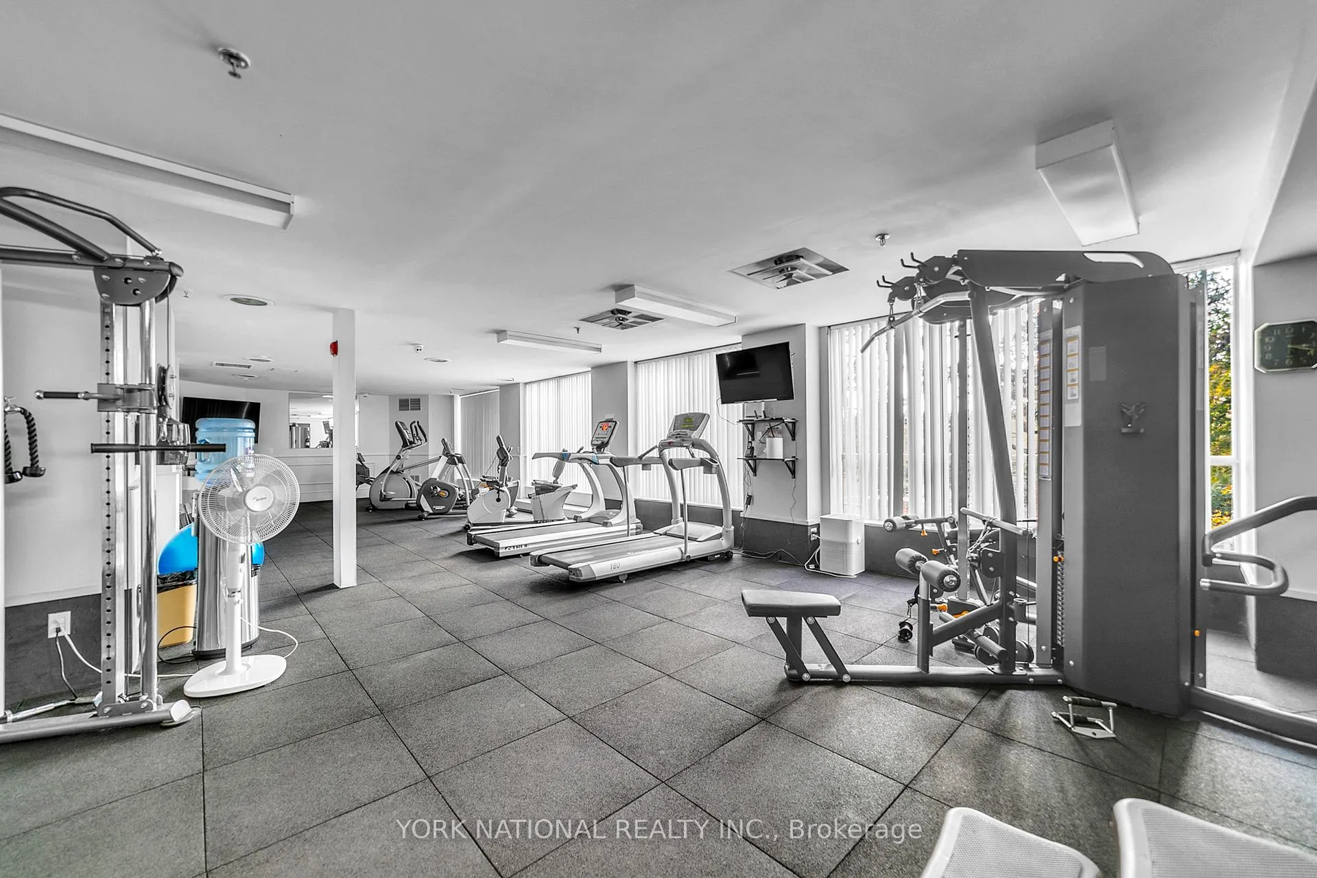 Photo 43 of Unit 408, 14924 Yonge Street, Aurora, Aurora Highlands — HOMEH