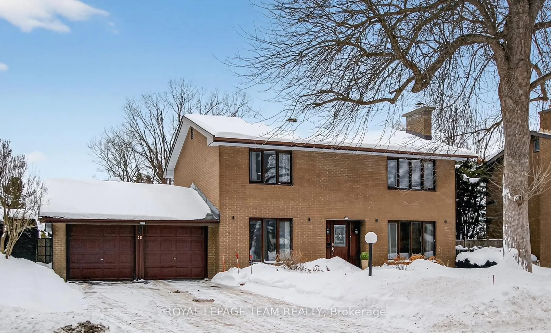 Photo 1 of 18 Pentland Crescent, Ottawa, Kanata - Beaverbrook — HOMEH