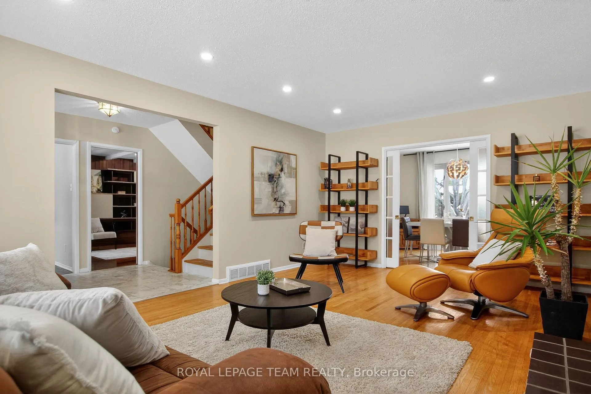 Photo 12 of 18 Pentland Crescent, Ottawa, Kanata - Beaverbrook — HOMEH