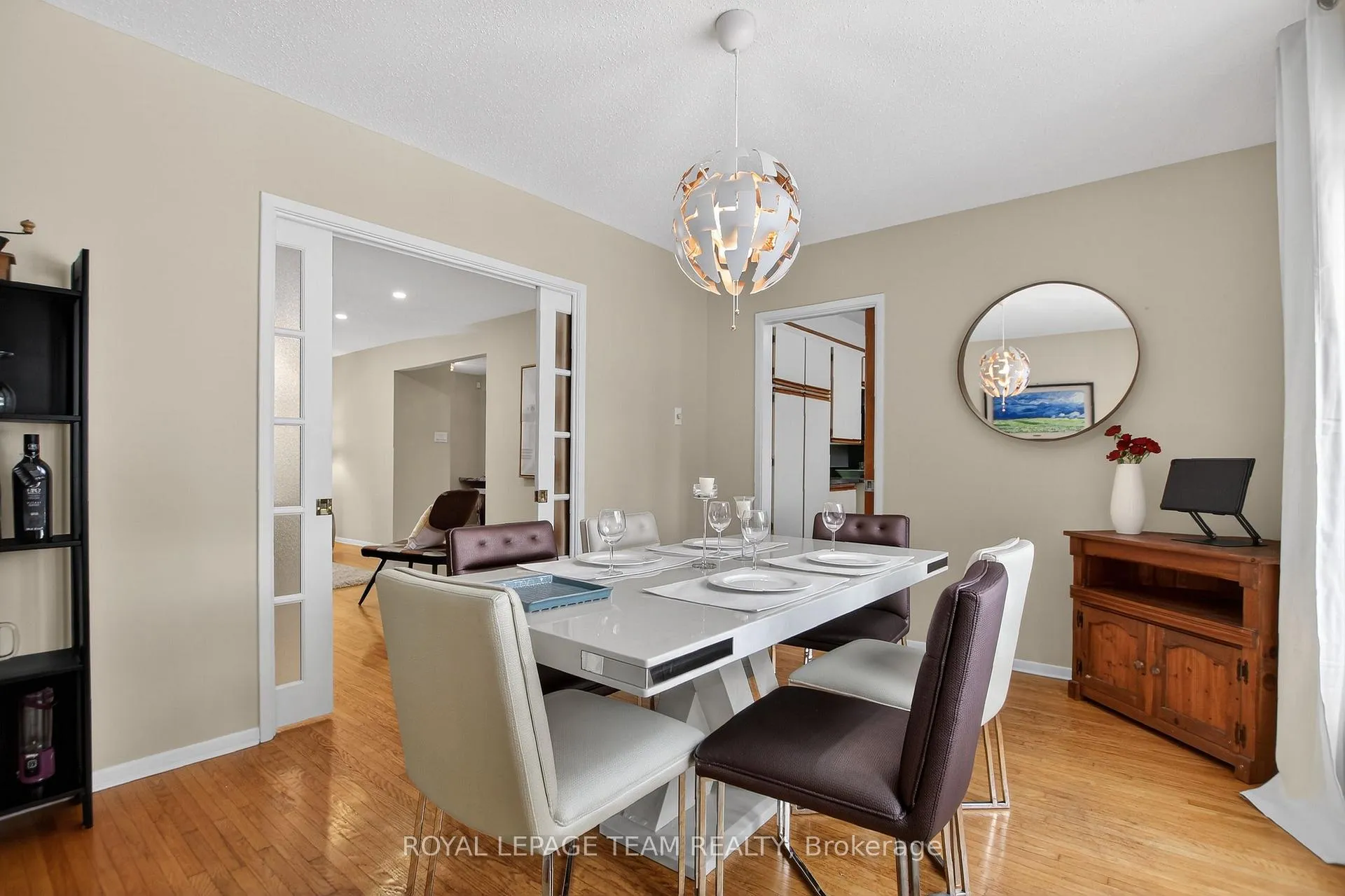 Photo 13 of 18 Pentland Crescent, Ottawa, Kanata - Beaverbrook — HOMEH