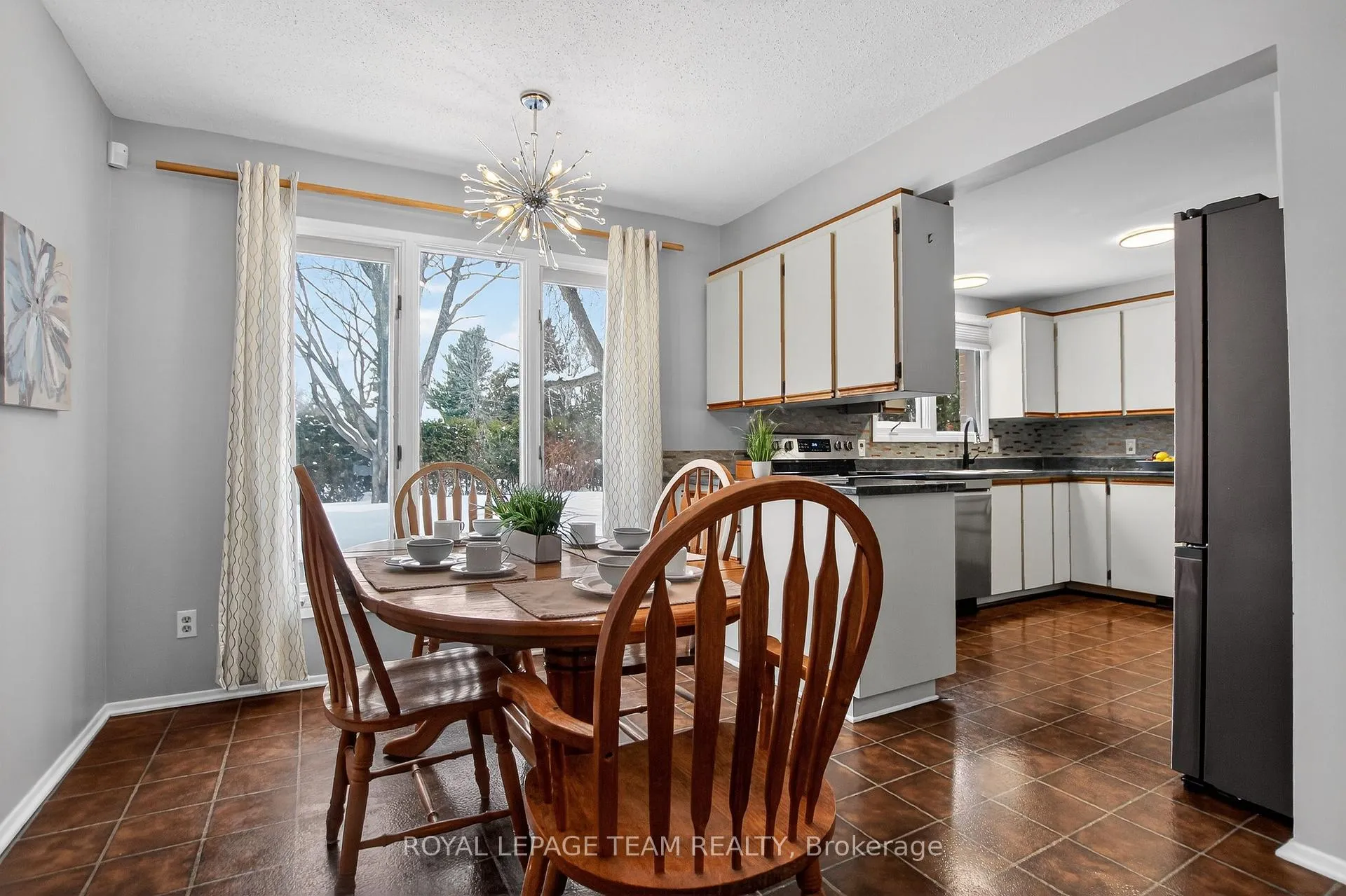 Photo 17 of 18 Pentland Crescent, Ottawa, Kanata - Beaverbrook — HOMEH