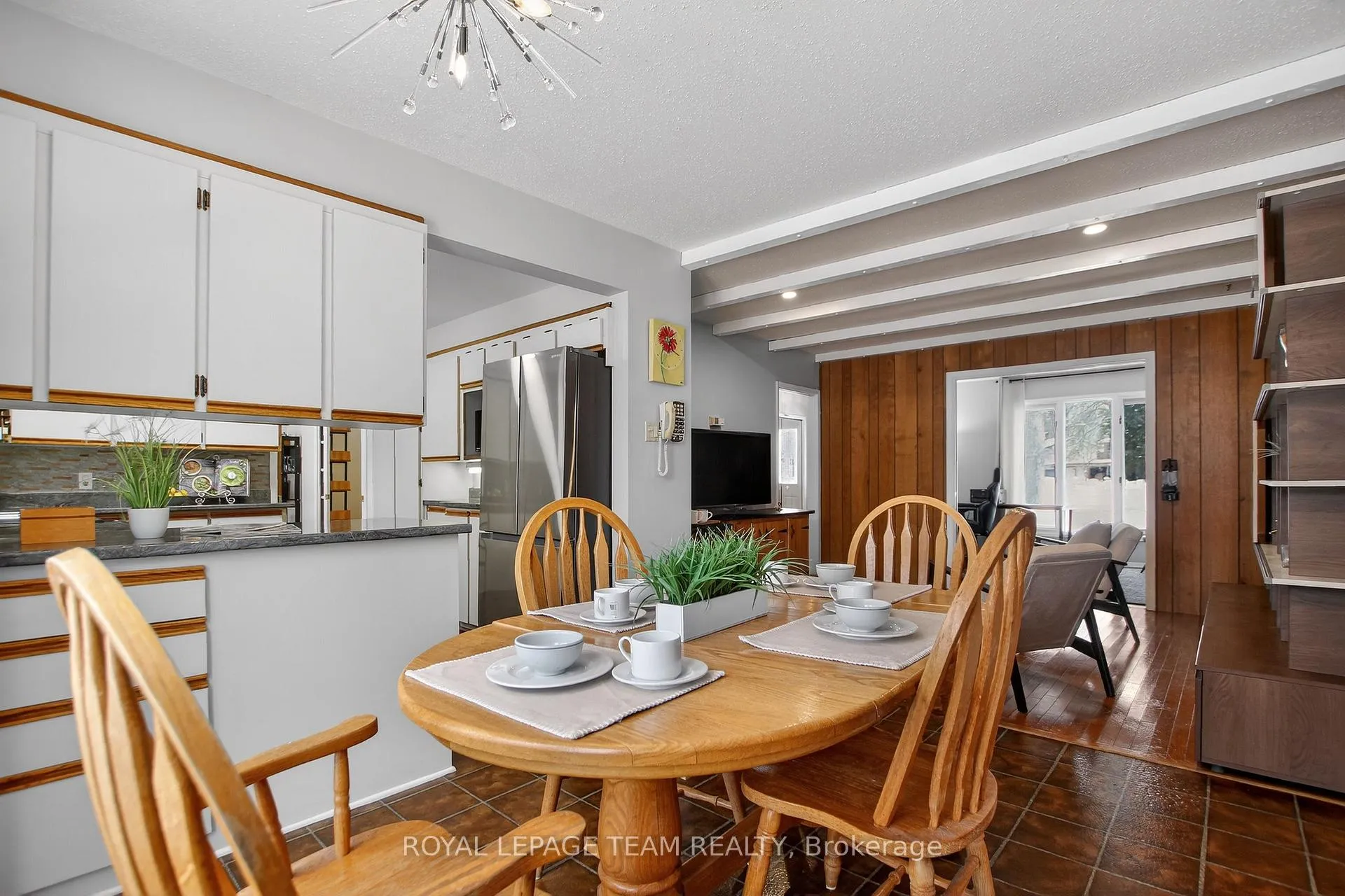 Photo 19 of 18 Pentland Crescent, Ottawa, Kanata - Beaverbrook — HOMEH