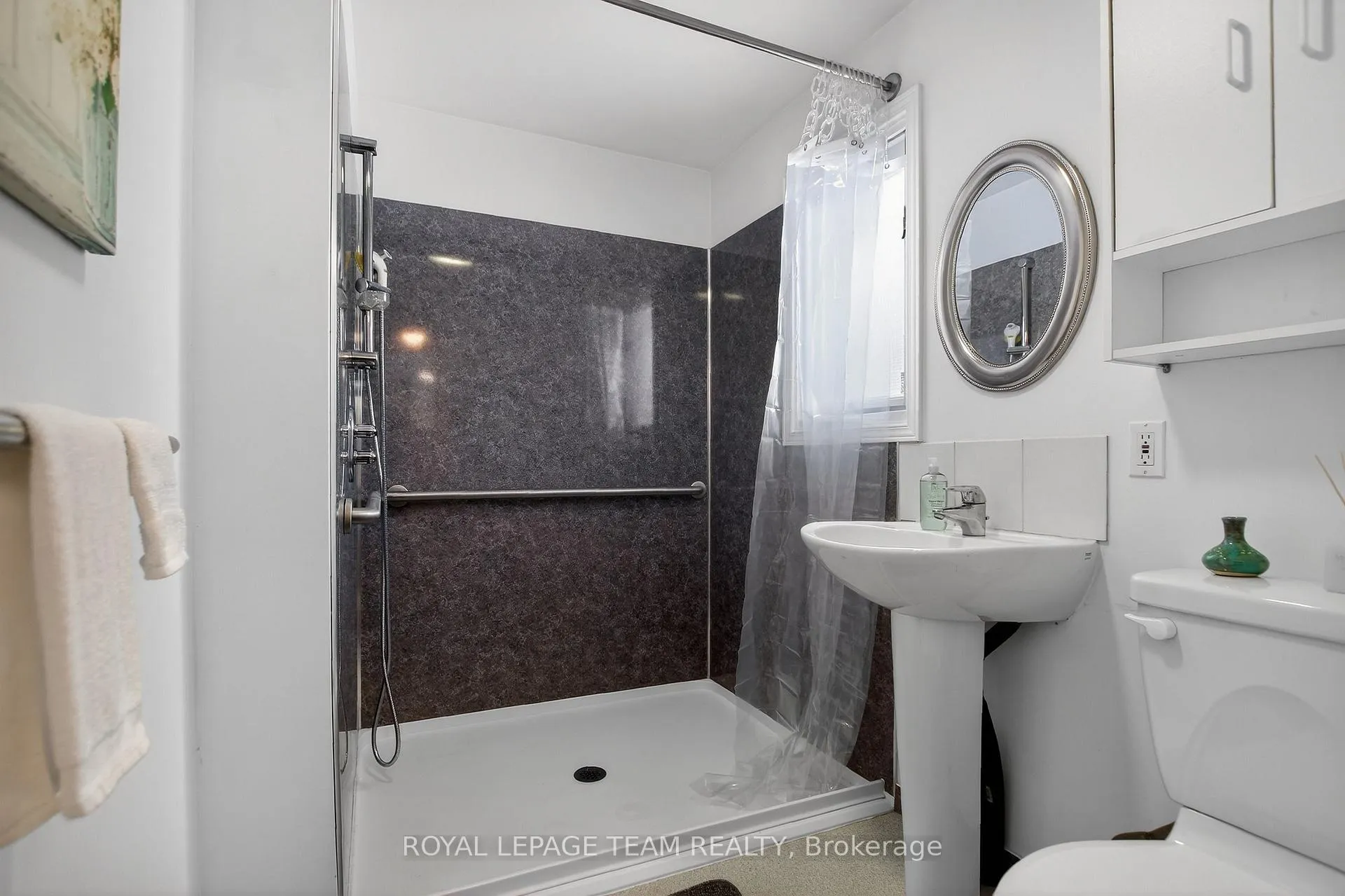 Photo 26 of 18 Pentland Crescent, Ottawa, Kanata - Beaverbrook — HOMEH