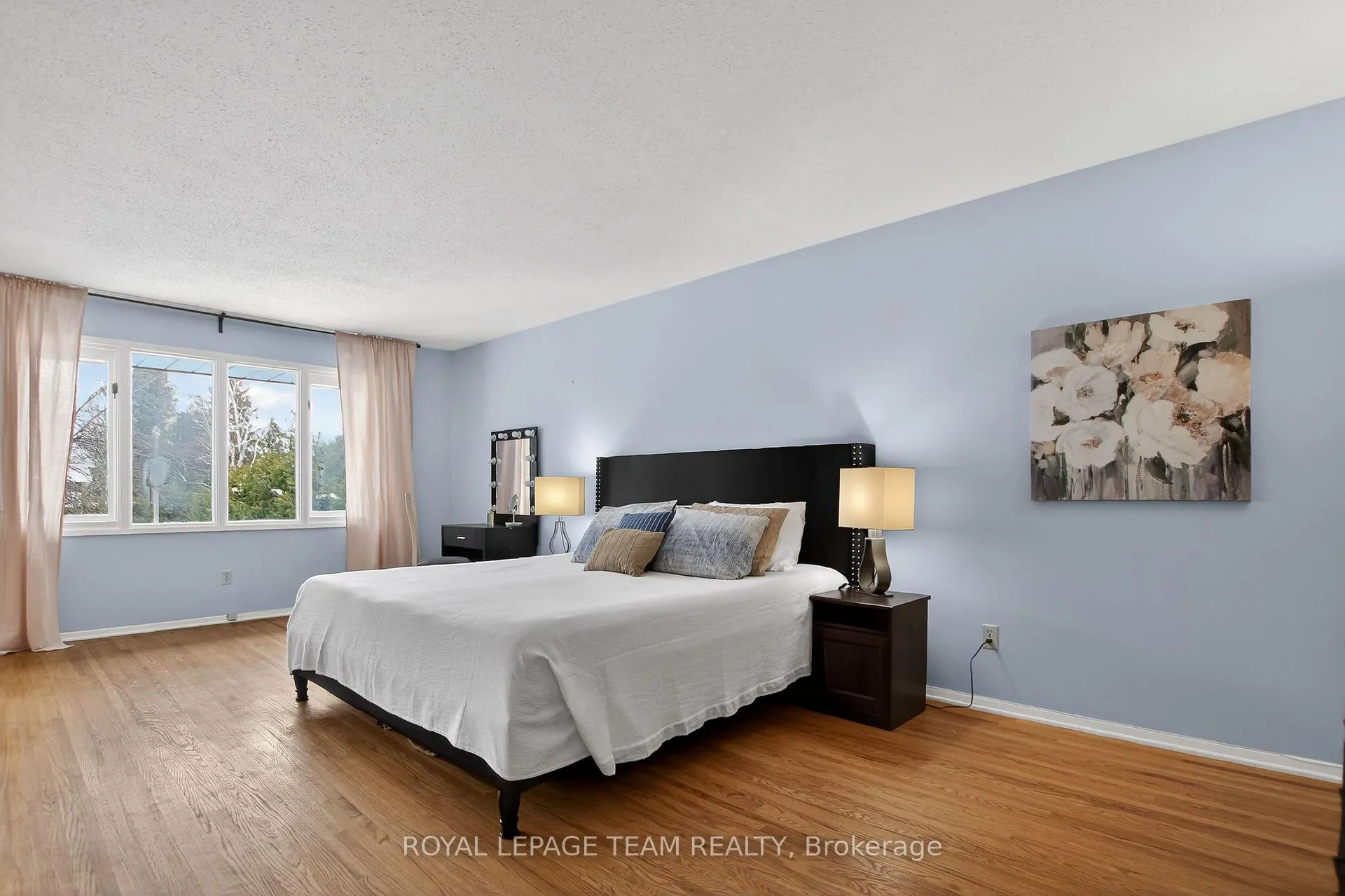 Photo 29 of 18 Pentland Crescent, Ottawa, Kanata - Beaverbrook — HOMEH