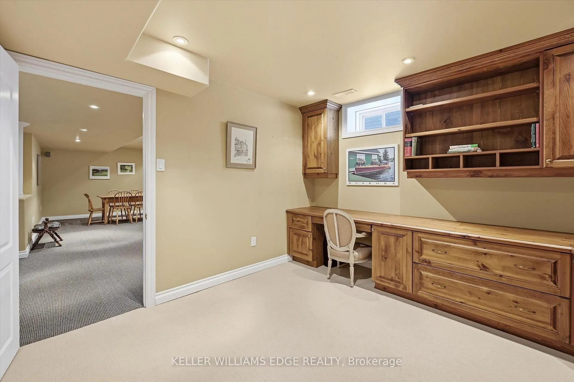 Photo 37 of 305 Southcote Drive, Hamilton, Meadowlands — HOMEH