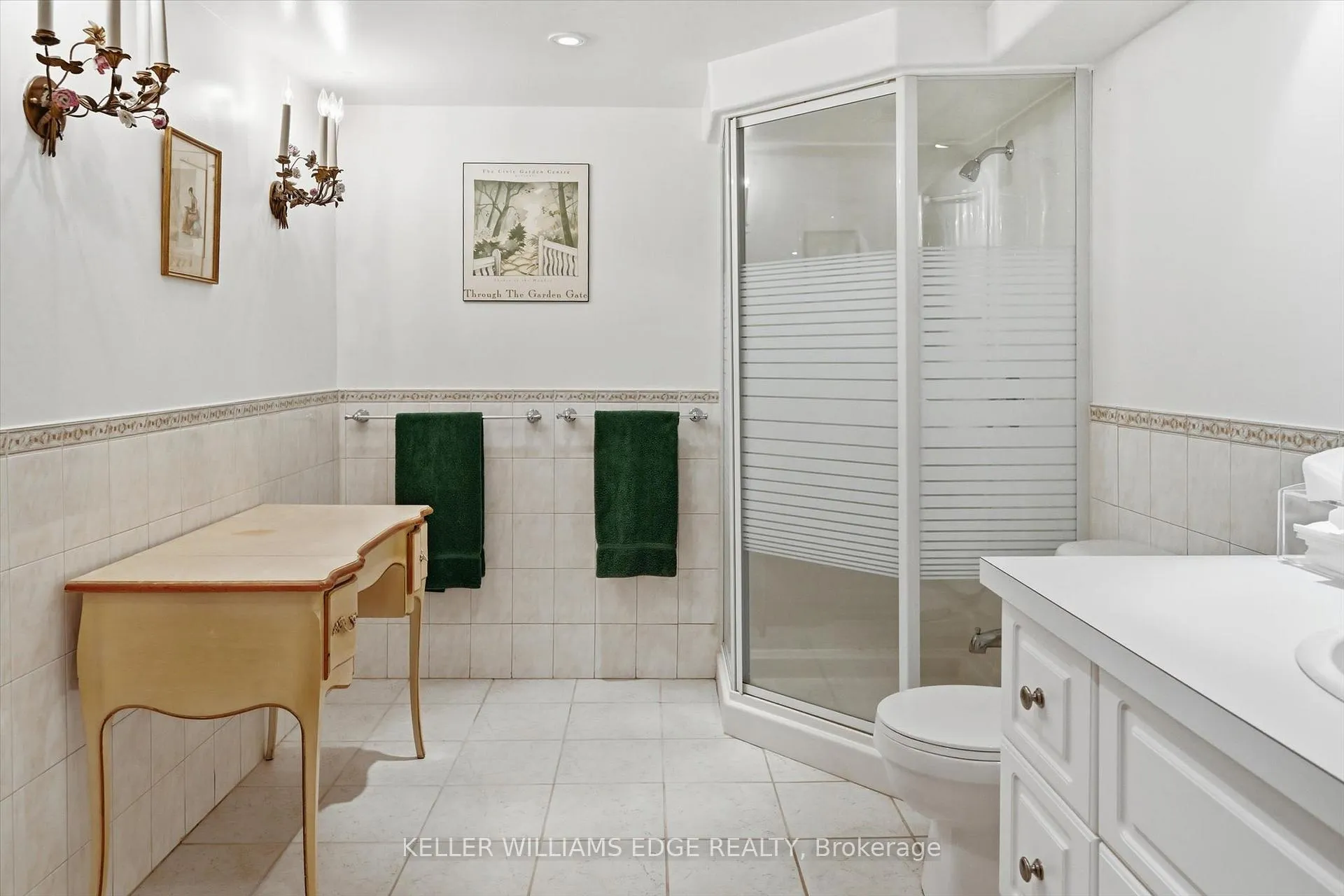 Photo 39 of 305 Southcote Drive, Hamilton, Meadowlands — HOMEH