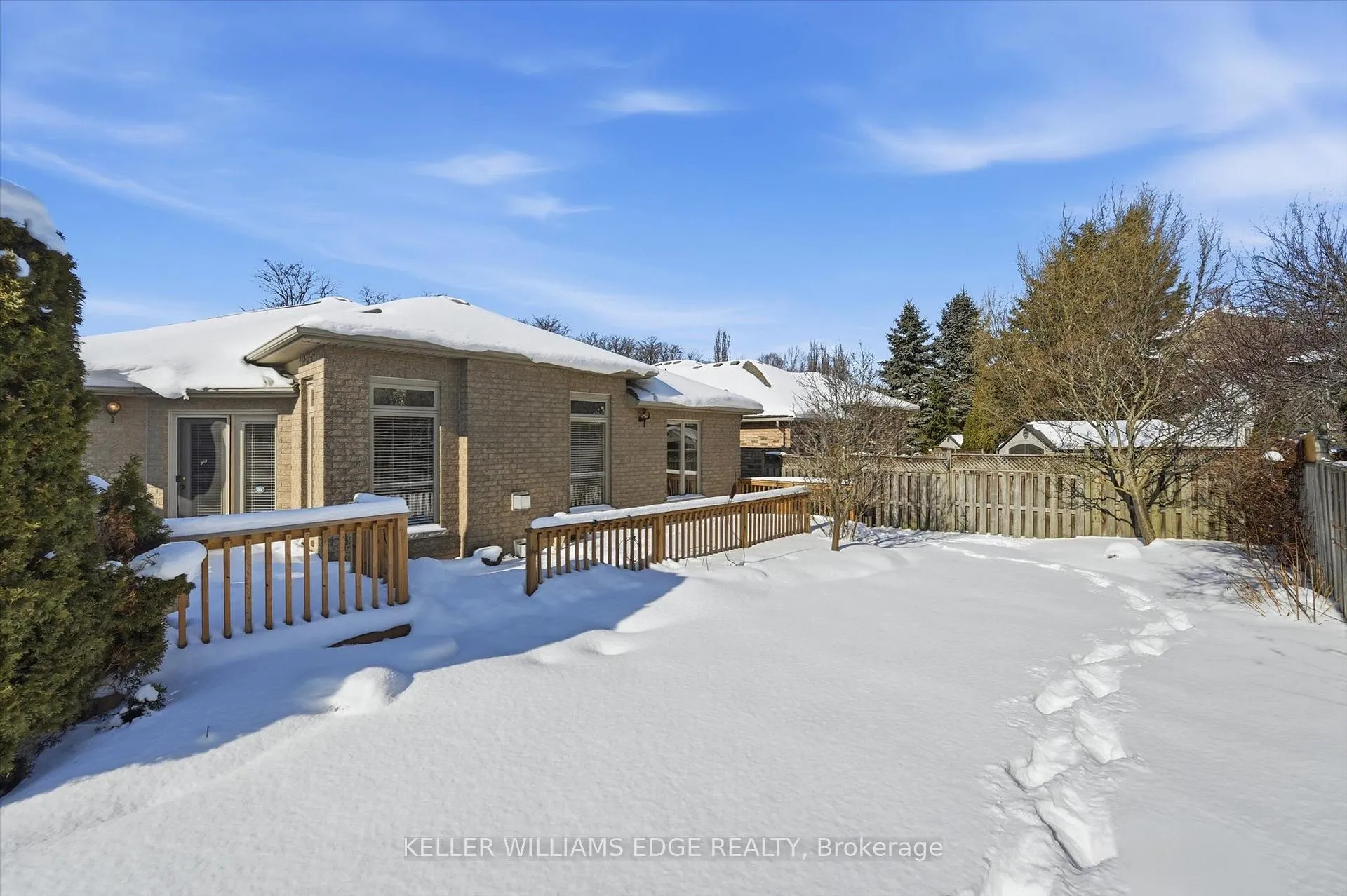 Photo 43 of 305 Southcote Drive, Hamilton, Meadowlands — HOMEH