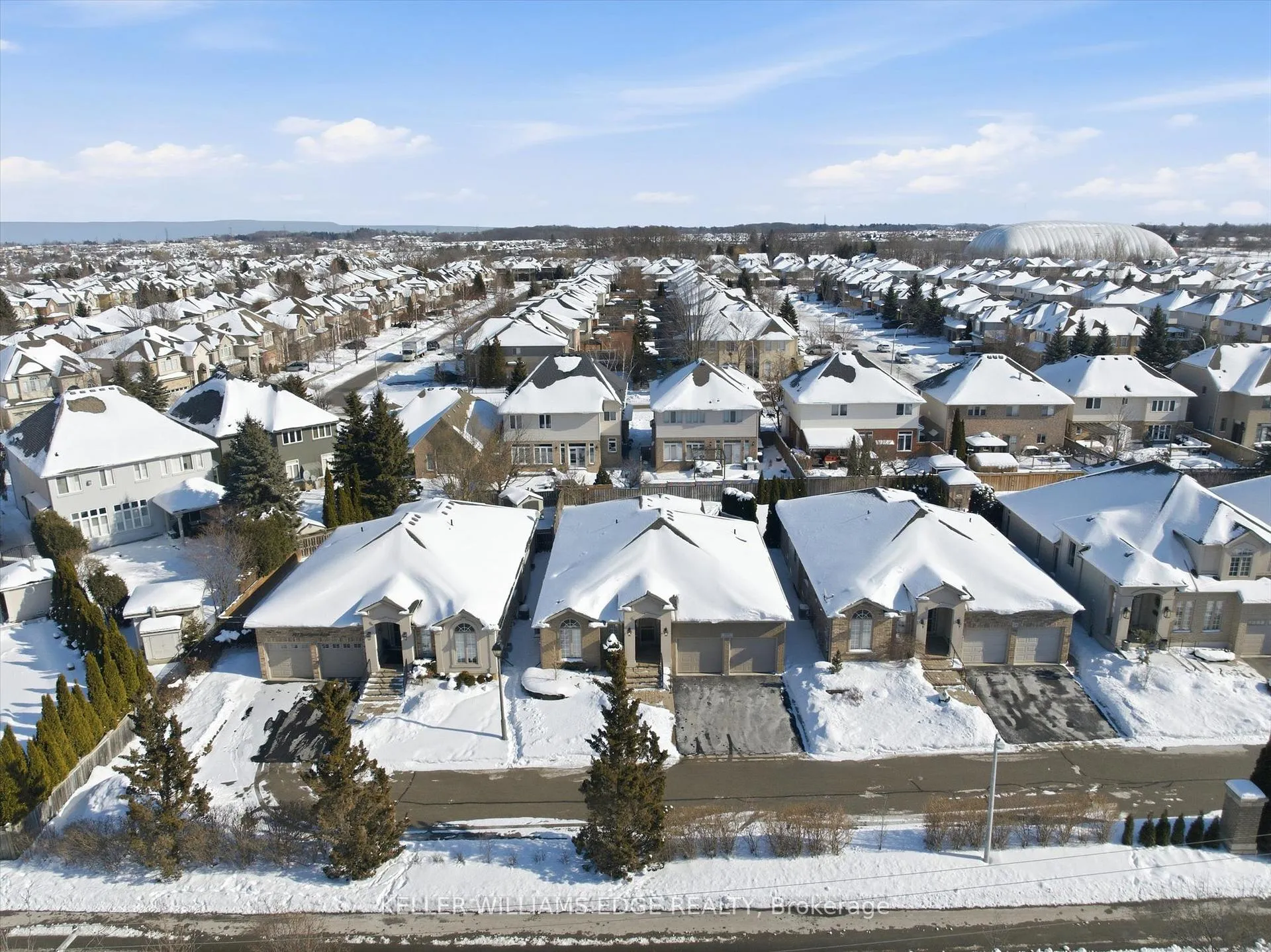 Photo 44 of 305 Southcote Drive, Hamilton, Meadowlands — HOMEH