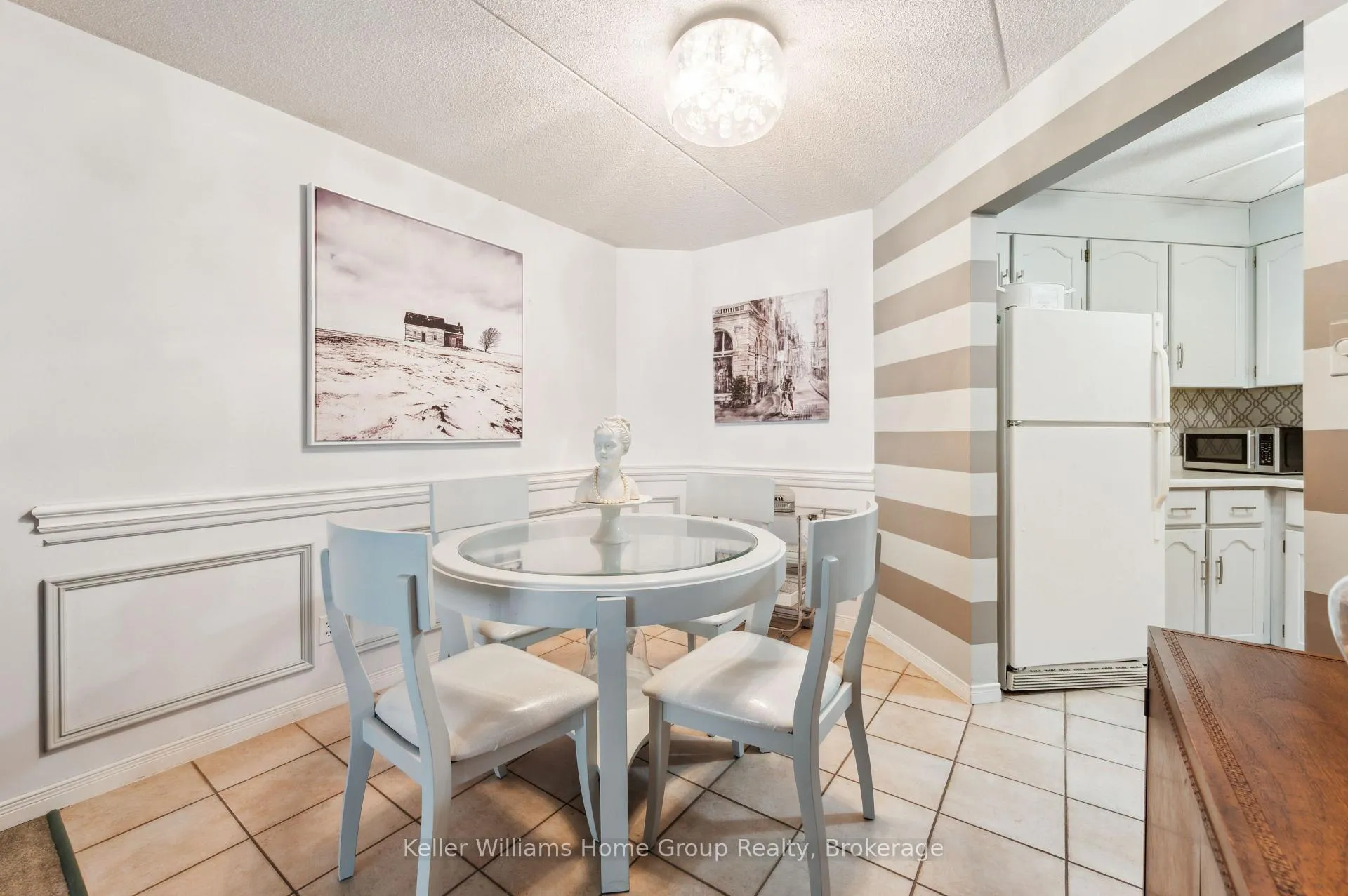 Photo 6 of Unit 105, 8 Christopher Court, Guelph, Kortright West — HOMEH