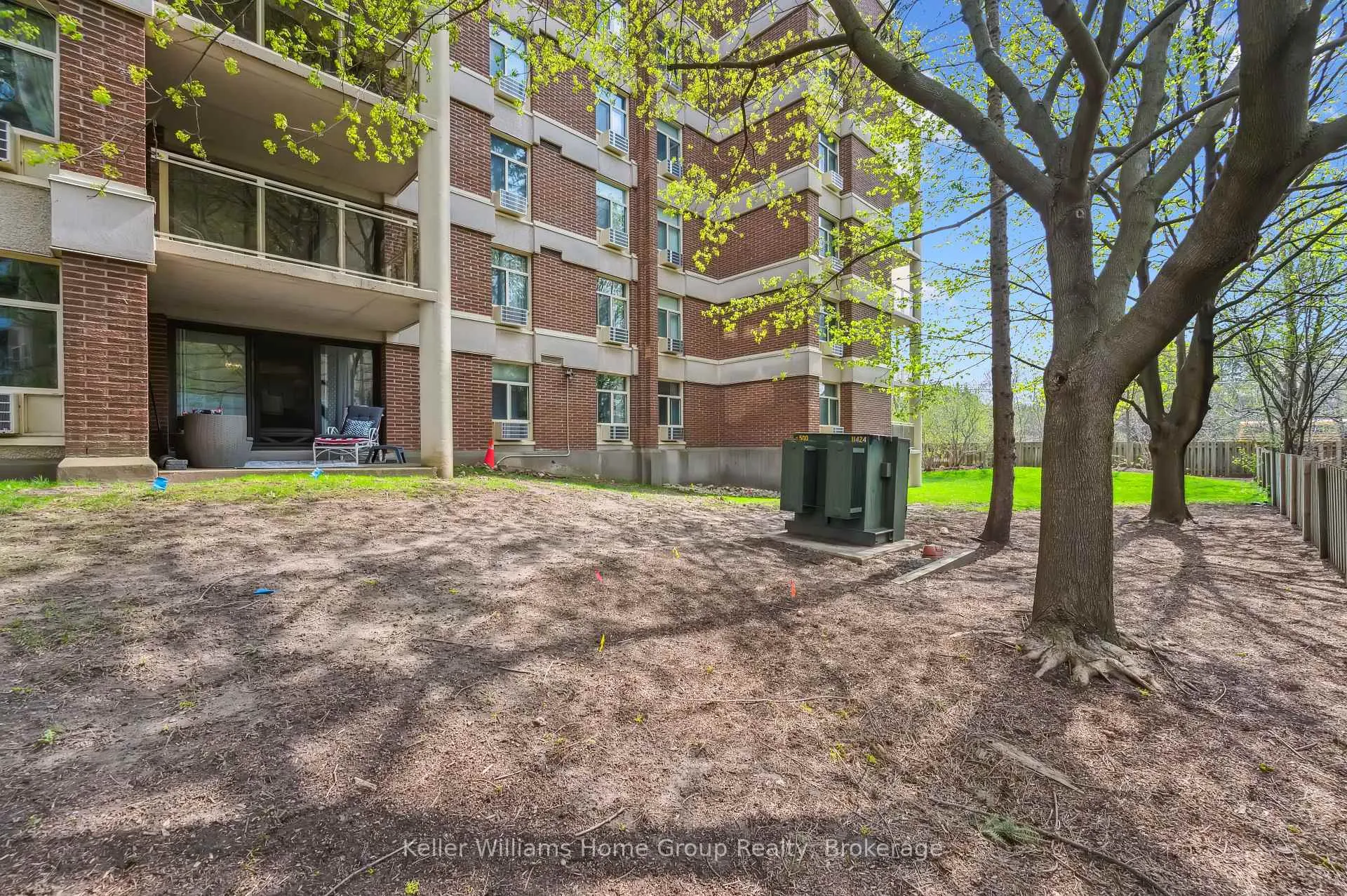 Photo 21 of Unit 105, 8 Christopher Court, Guelph, Kortright West — HOMEH