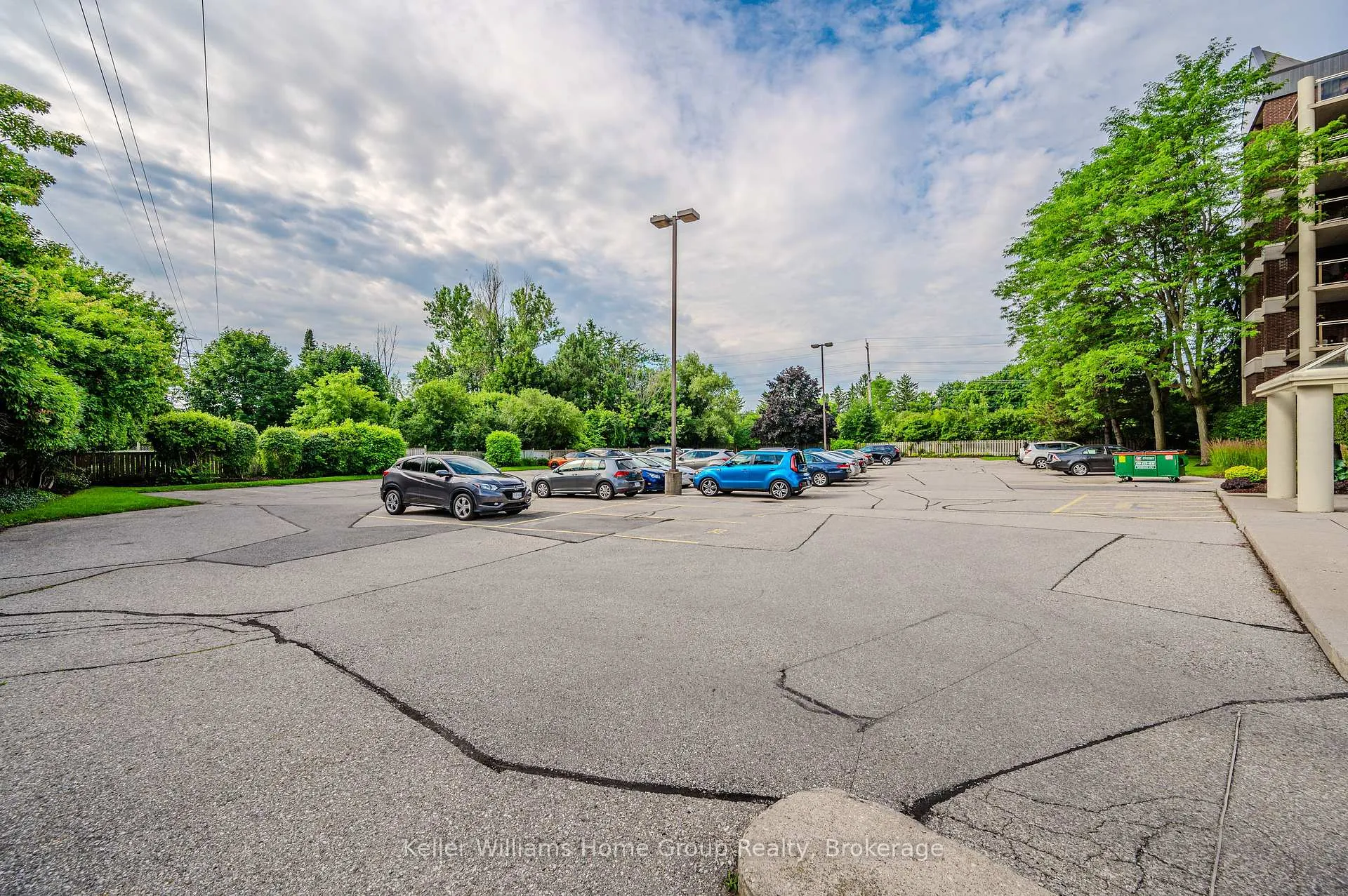 Photo 35 of Unit 105, 8 Christopher Court, Guelph, Kortright West — HOMEH