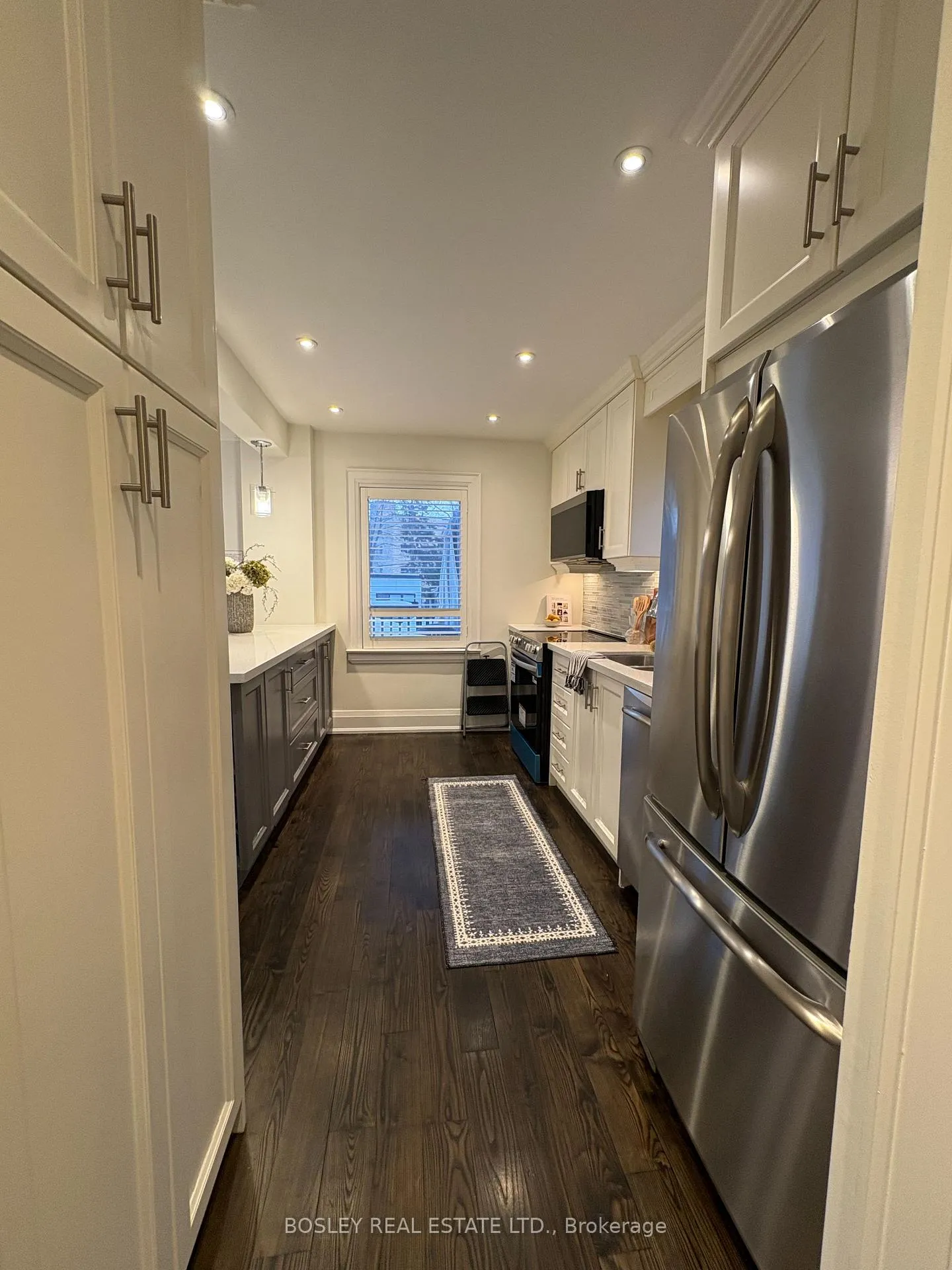 Photo 8 of 19 Thursfield Crescent, Toronto, Leaside — HOMEH