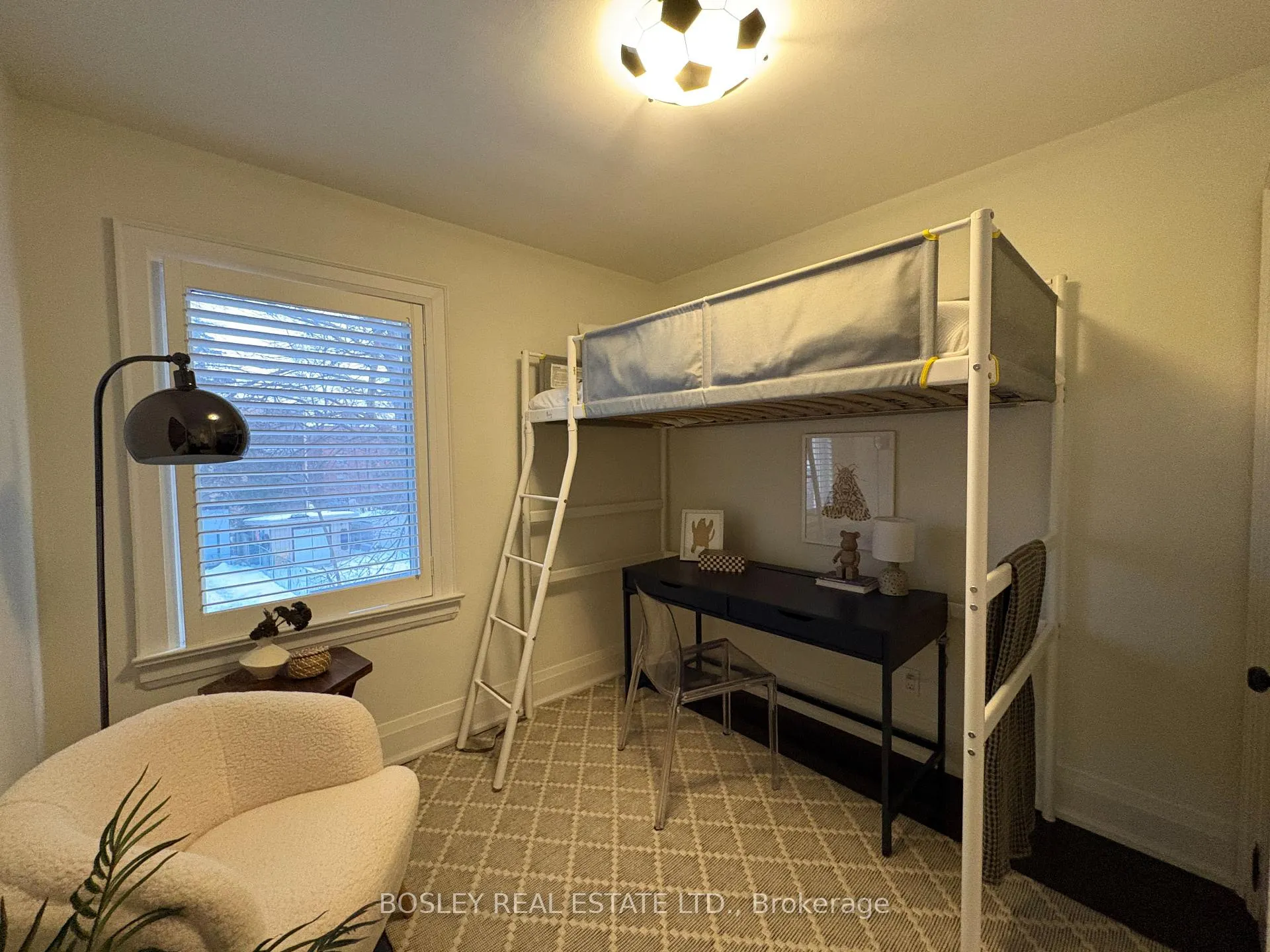 Photo 11 of 19 Thursfield Crescent, Toronto, Leaside — HOMEH