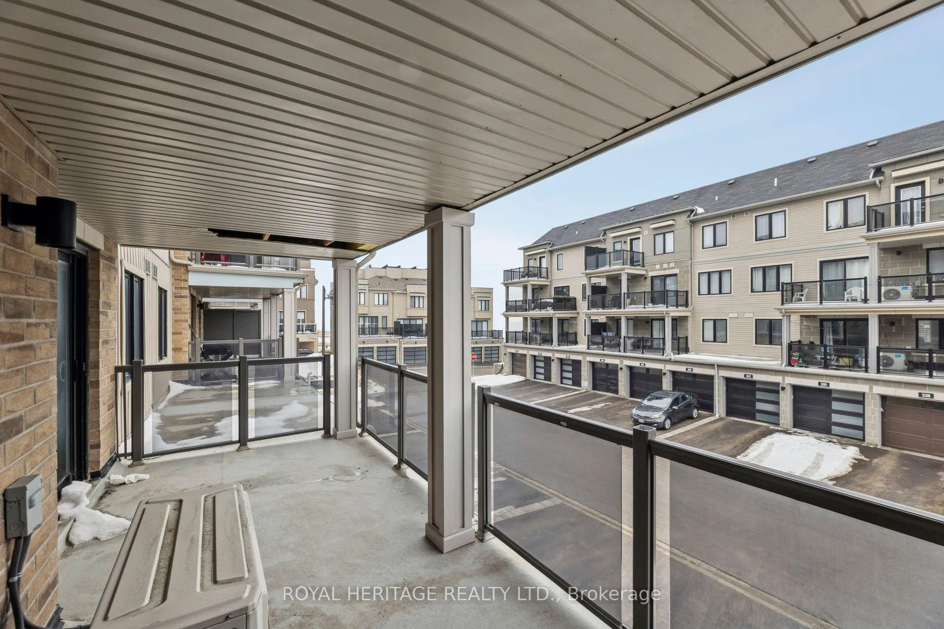 Photo 25 of 33 B Lookout Drive, Clarington, Bowmanville — HOMEH