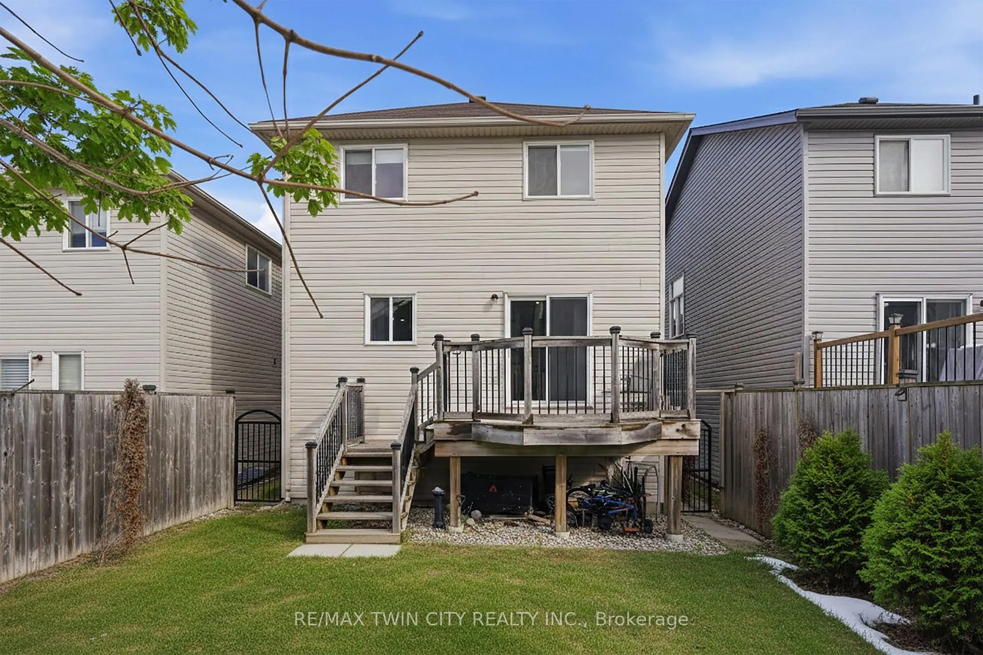 Photo 36 of 187 Woodbine Avenue, Kitchener — HOMEH