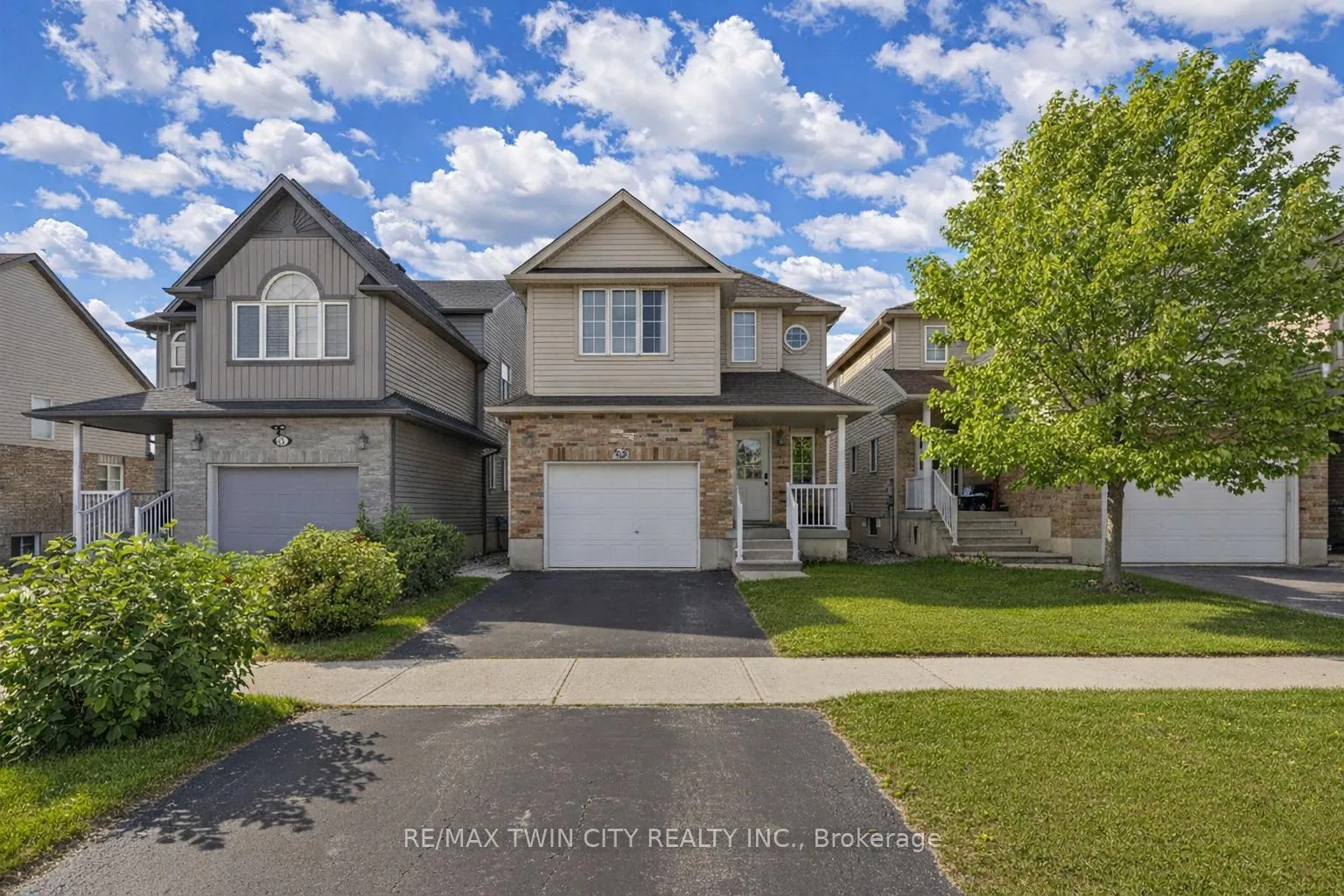 Photo 44 of 187 Woodbine Avenue, Kitchener — HOMEH