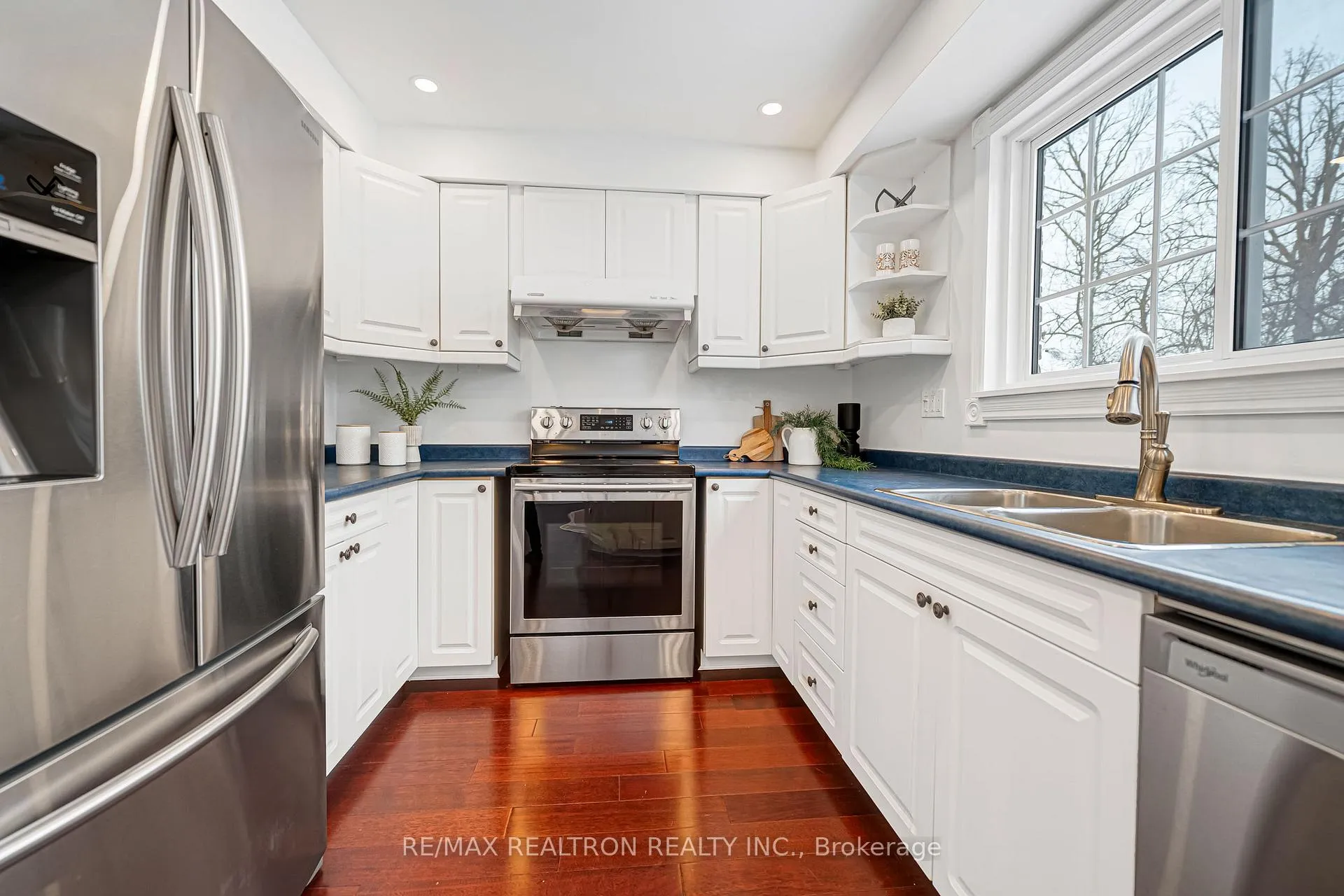 Photo 29 of 40 Ferrah Street, Markham, Unionville — HOMEH