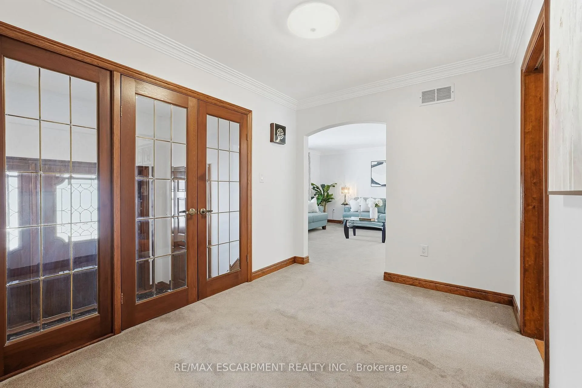 Photo 6 of 29 President Drive, Hamilton, Stoney Creek — HOMEH