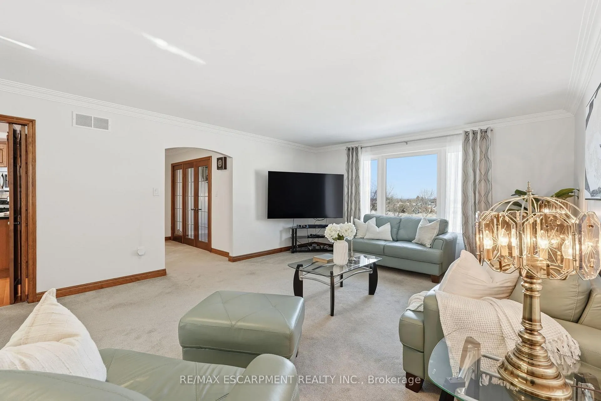 Photo 7 of 29 President Drive, Hamilton, Stoney Creek — HOMEH