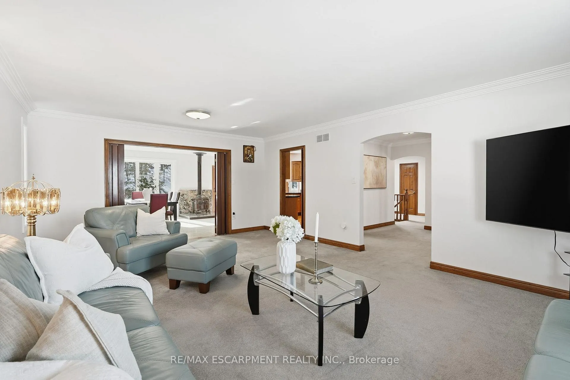 Photo 9 of 29 President Drive, Hamilton, Stoney Creek — HOMEH