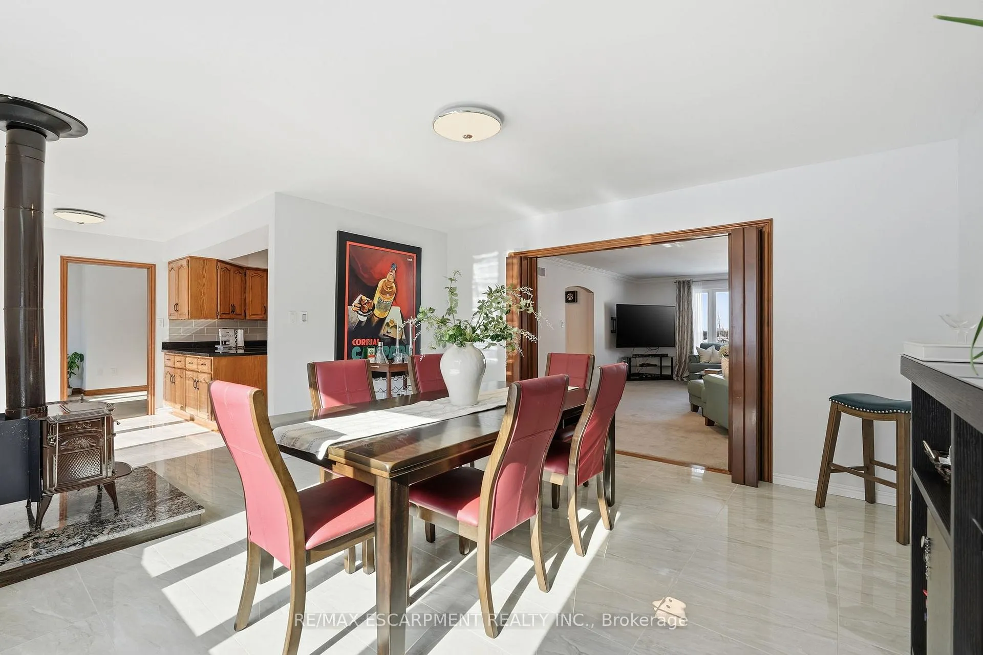 Photo 13 of 29 President Drive, Hamilton, Stoney Creek — HOMEH