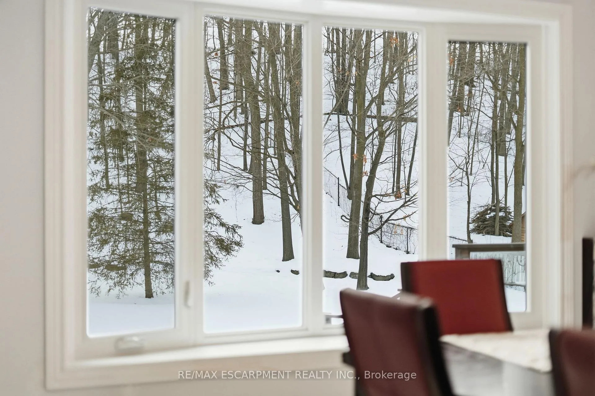 Photo 14 of 29 President Drive, Hamilton, Stoney Creek — HOMEH