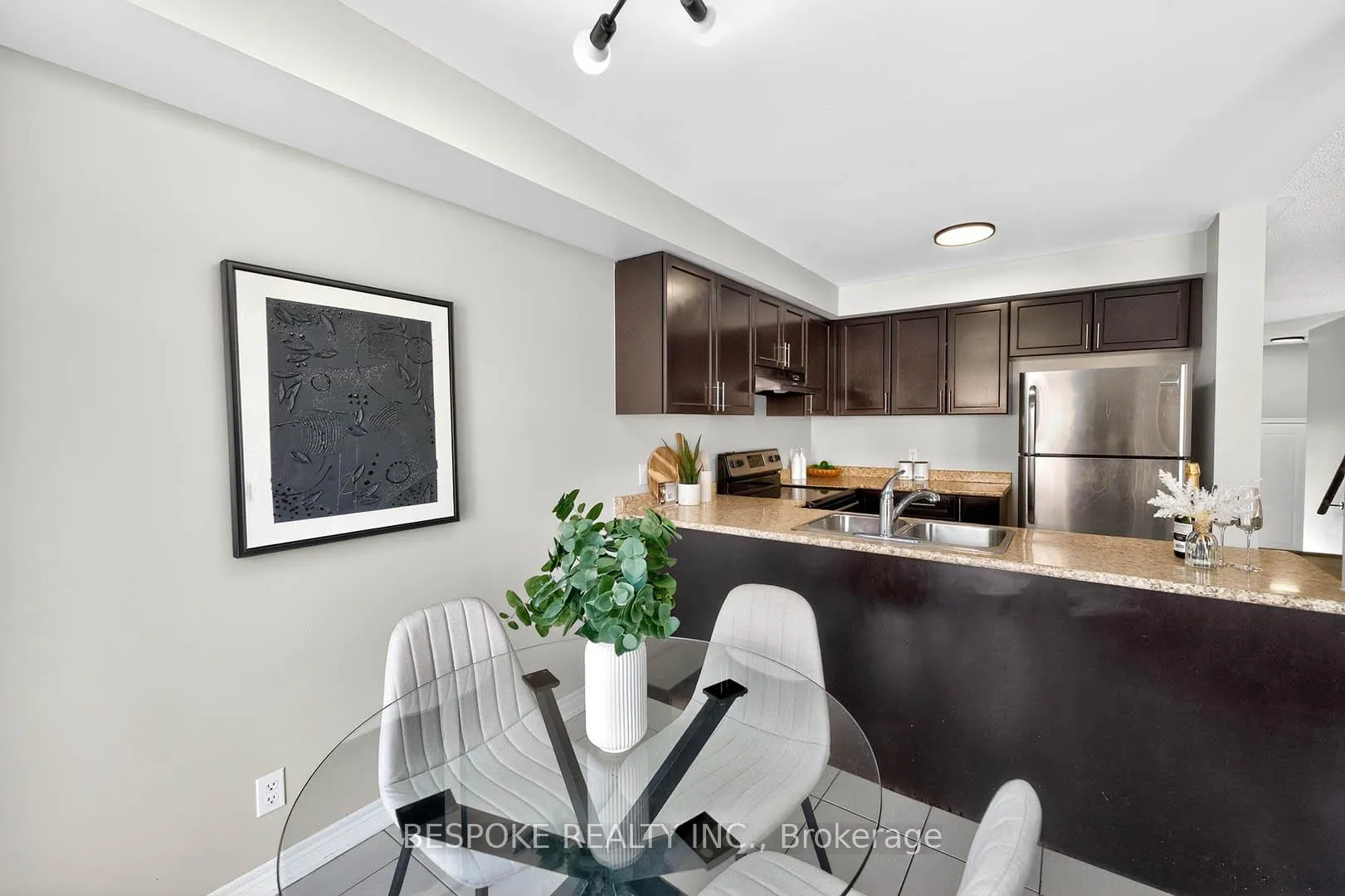 Photo 17 of 27 Tabaret Crescent, Oshawa, Windfields — HOMEH