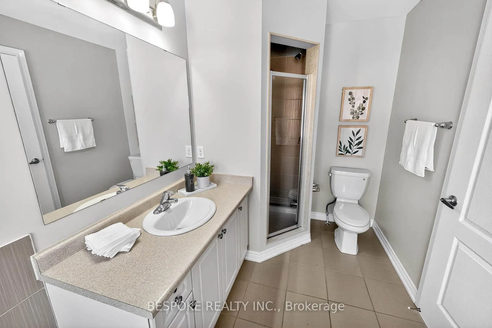 Photo 33 of 27 Tabaret Crescent, Oshawa, Windfields — HOMEH