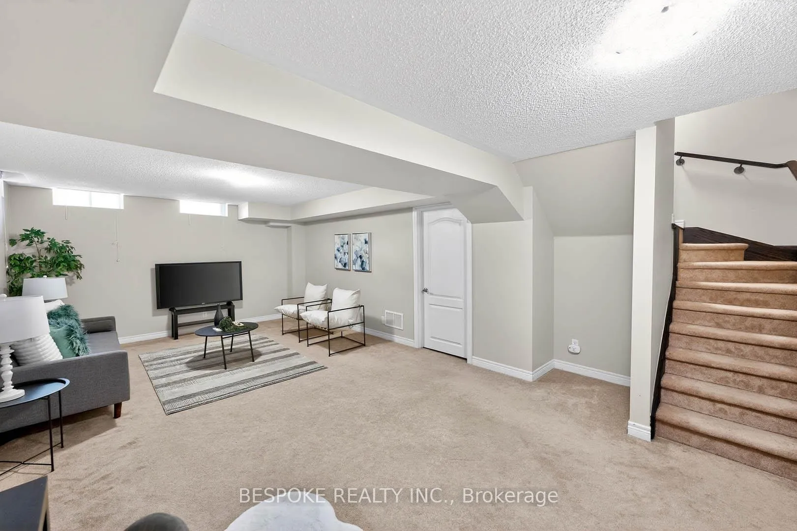 Photo 41 of 27 Tabaret Crescent, Oshawa, Windfields — HOMEH
