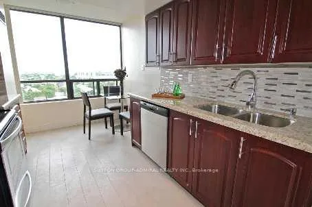 Photo 4 of Unit 1109, 7440 Bathurst Street, Vaughan, Brownridge — HOMEH