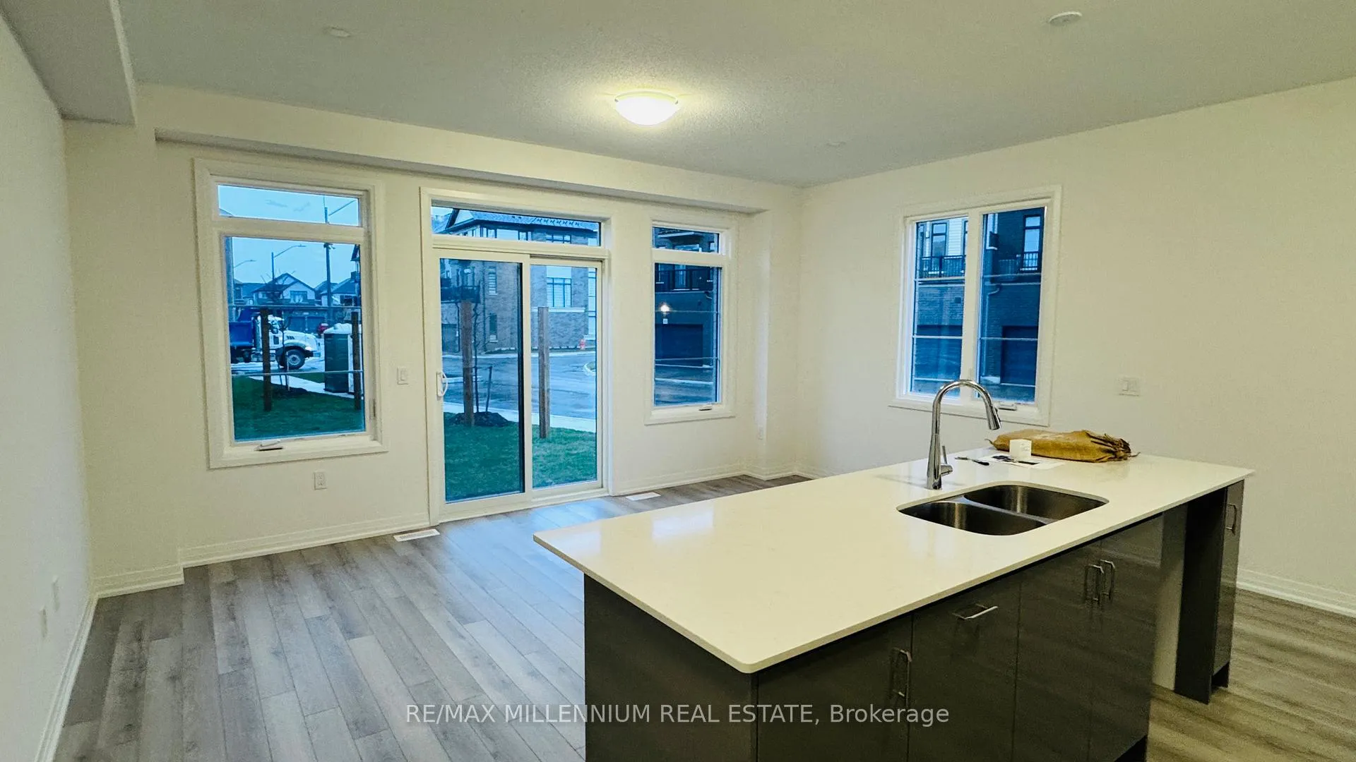Photo 6 of Unit 20, 474 Provident Way, Hamilton, Mount Hope — HOMEH