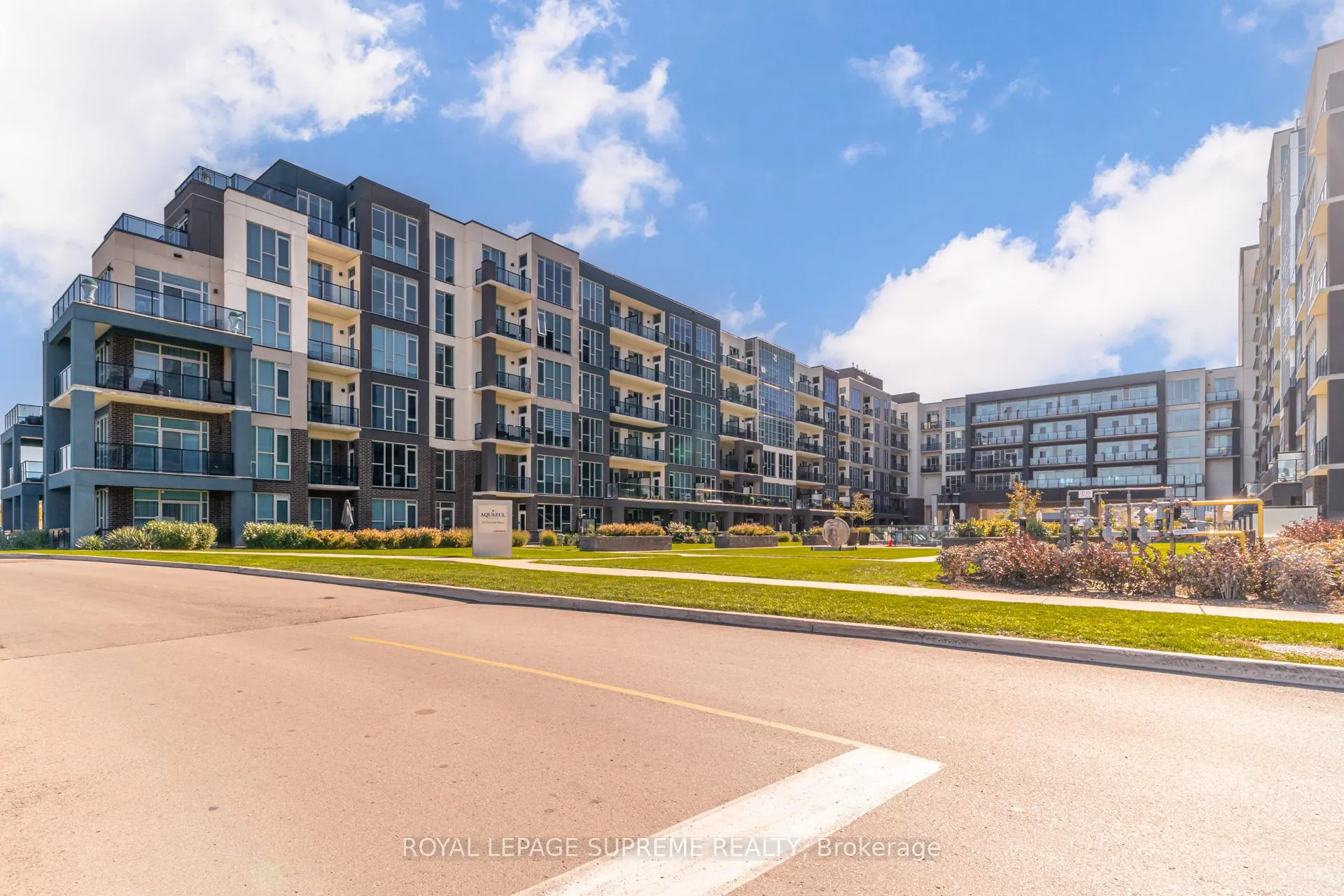 Photo 1 of Unit 337, 16 Concord Place, Grimsby, Grimsby Beach — HOMEH