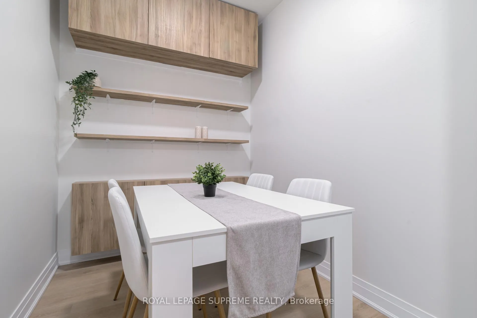 Photo 12 of Unit 337, 16 Concord Place, Grimsby, Grimsby Beach — HOMEH