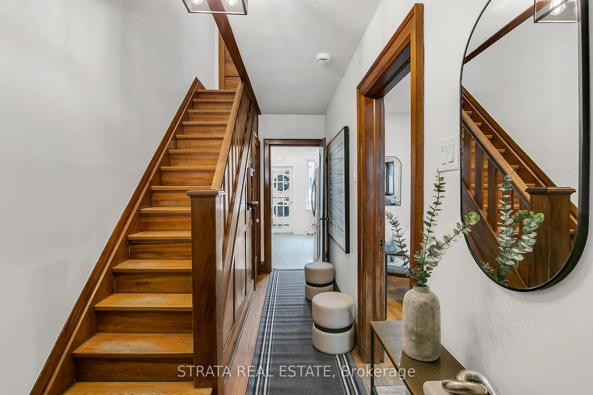 Photo 3 of 40 Roe Avenue, Toronto, Lawrence Park North — HOMEH